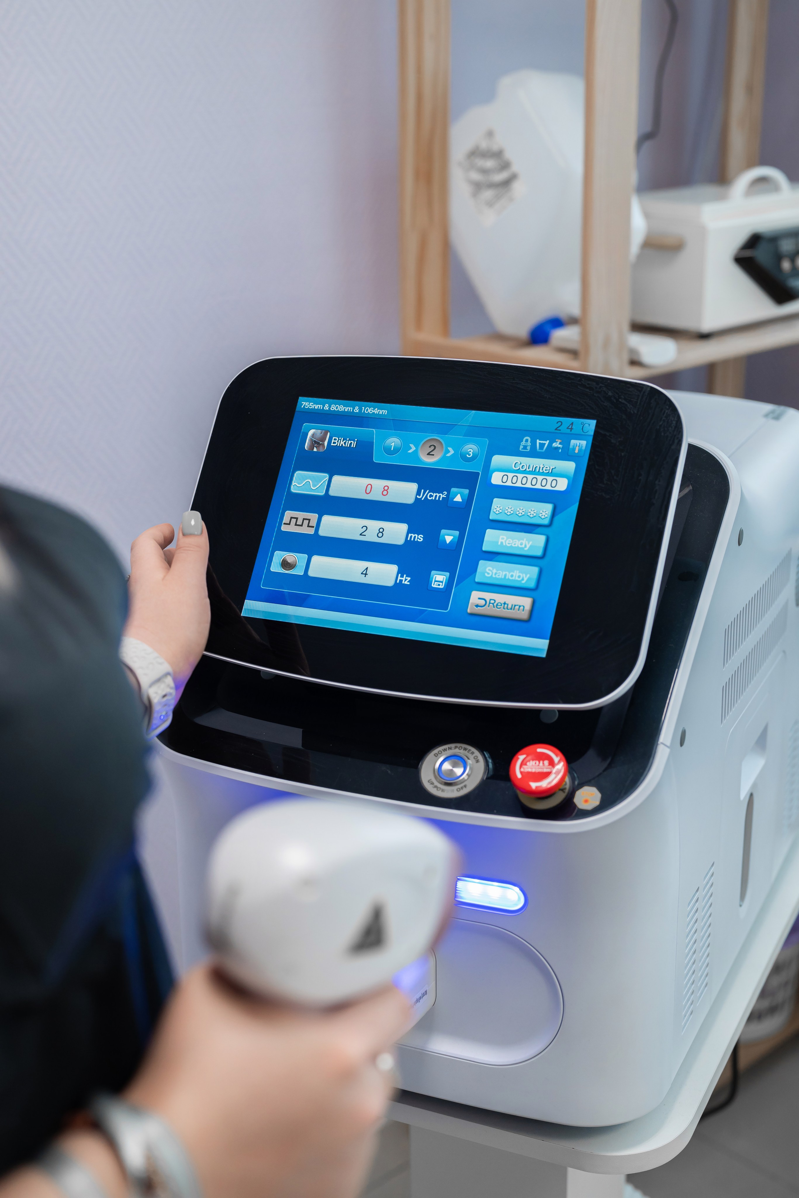 Алина. Мастер лазерной эпиляции. Фотограф в городе Салават