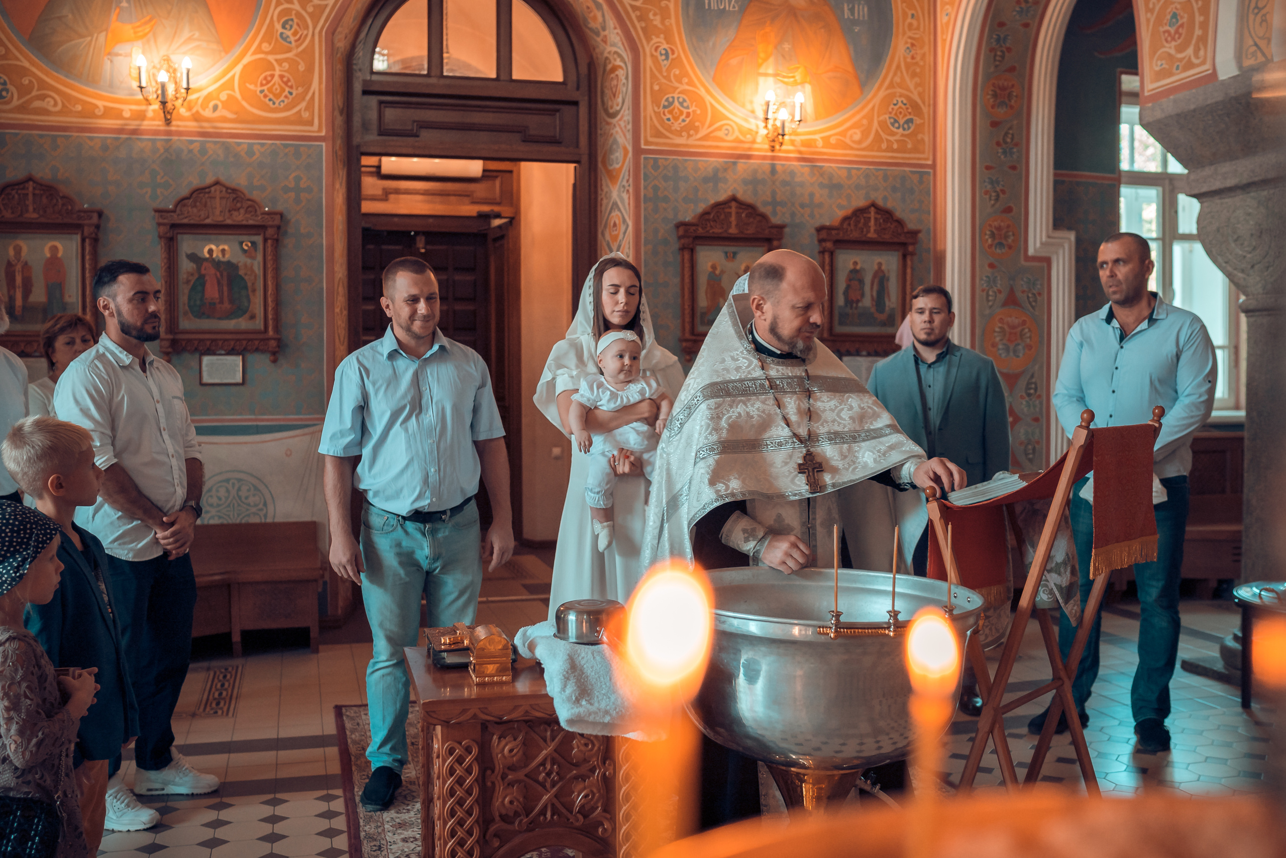 Крещение Оливии Храм Иоанна Предтечи. Фотограф на Крещение и Венчание в Красноярске Рамазанова Юлия