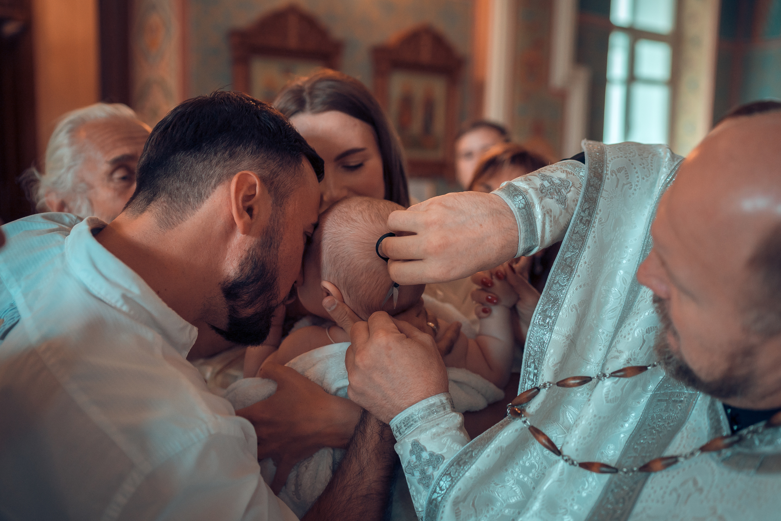 Крещение Оливии Храм Иоанна Предтечи. Фотограф на Крещение и Венчание в Красноярске Рамазанова Юлия