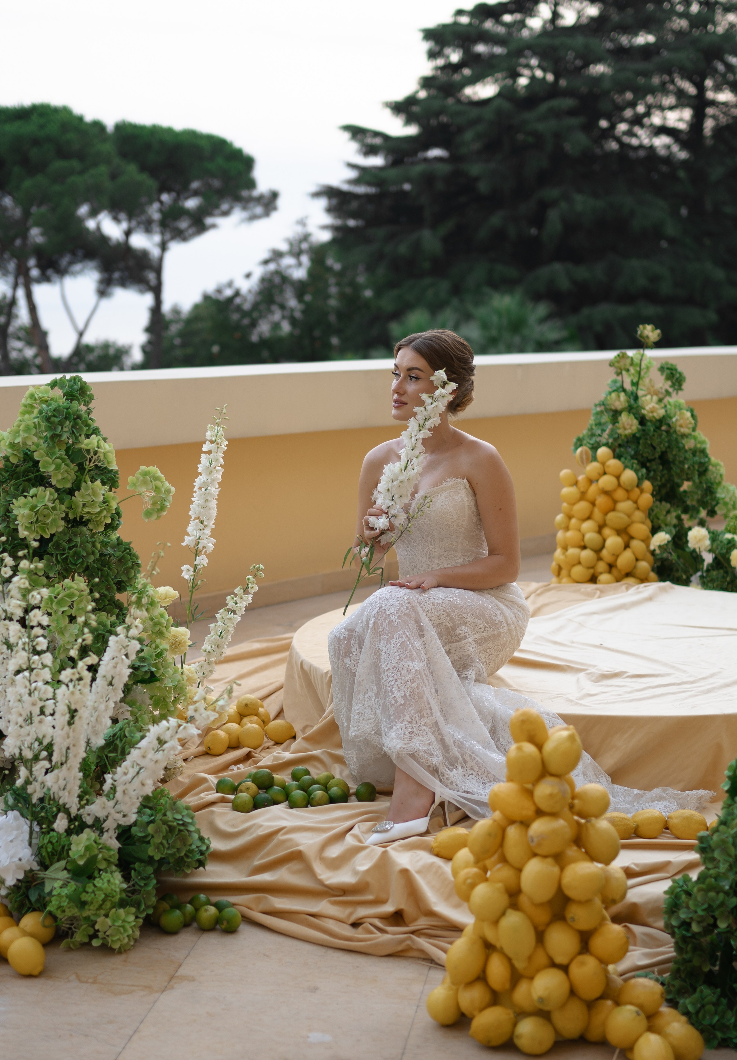 Свадебная прогулка. Фотограф Виолетта Матевосян