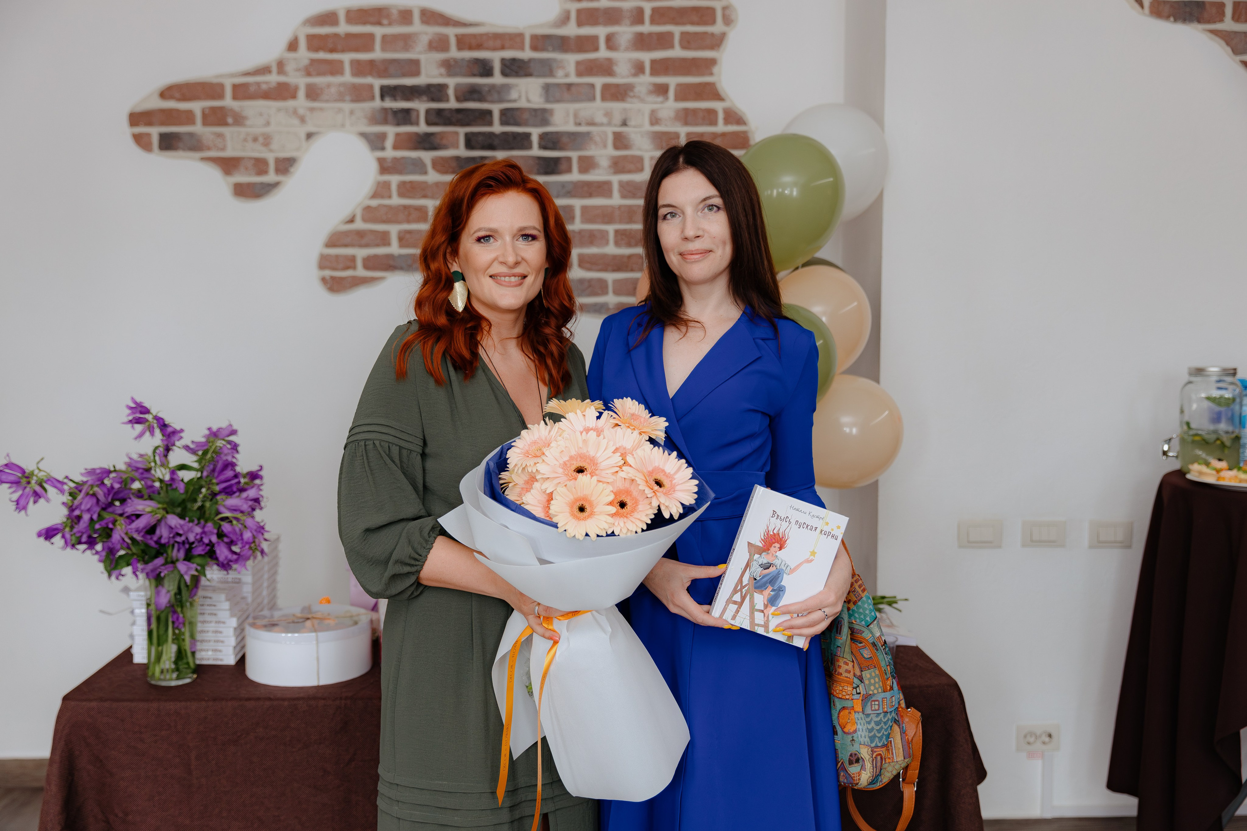 Презентация книги. Свадебный и репортажный фотограф Киров | Вадим Карпук