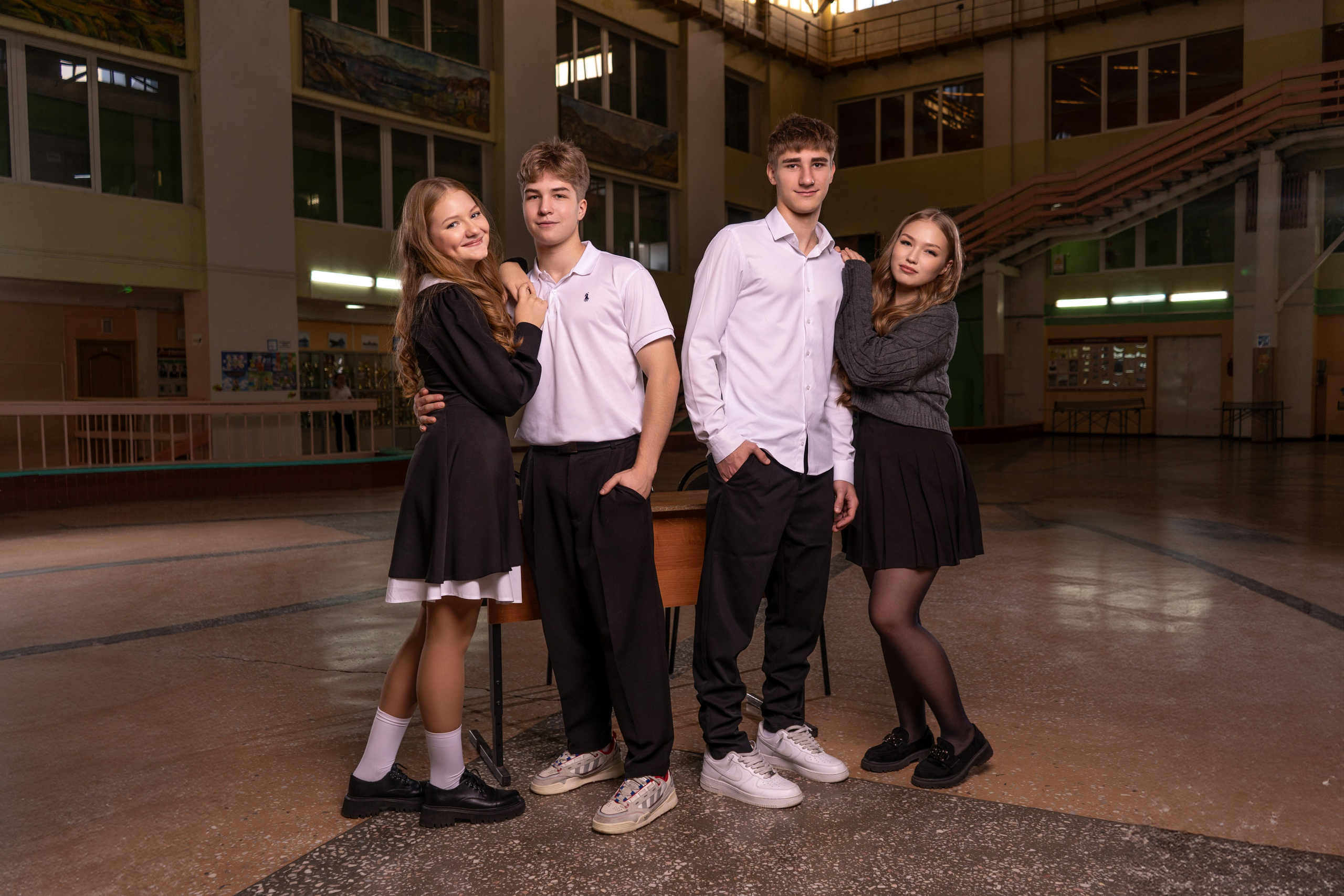 Школьная фотография Мурманская область 9 класс. Выпускные Альбомы Мурманск Санкт-Петербург