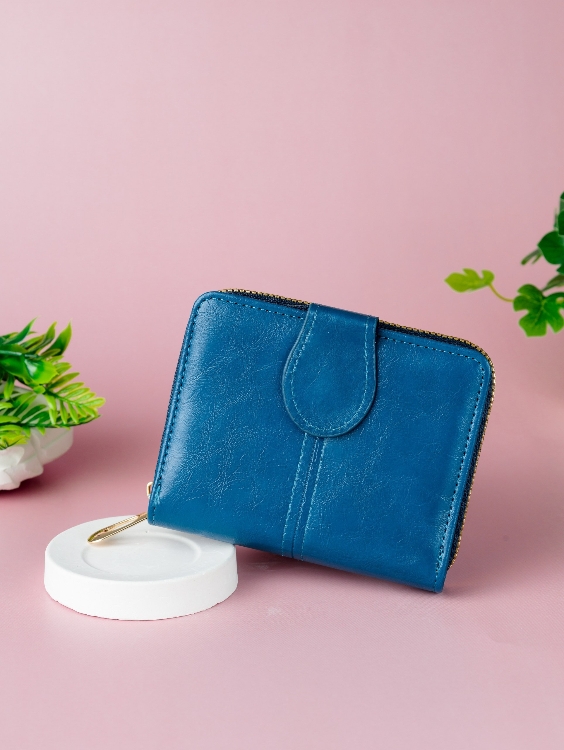 Предметная композиционная съемка фото для сайтов, маркетплейсов, WB, Ozon, Яндекс Маркет и др. Студия коммерческой съемки ХВОЯ