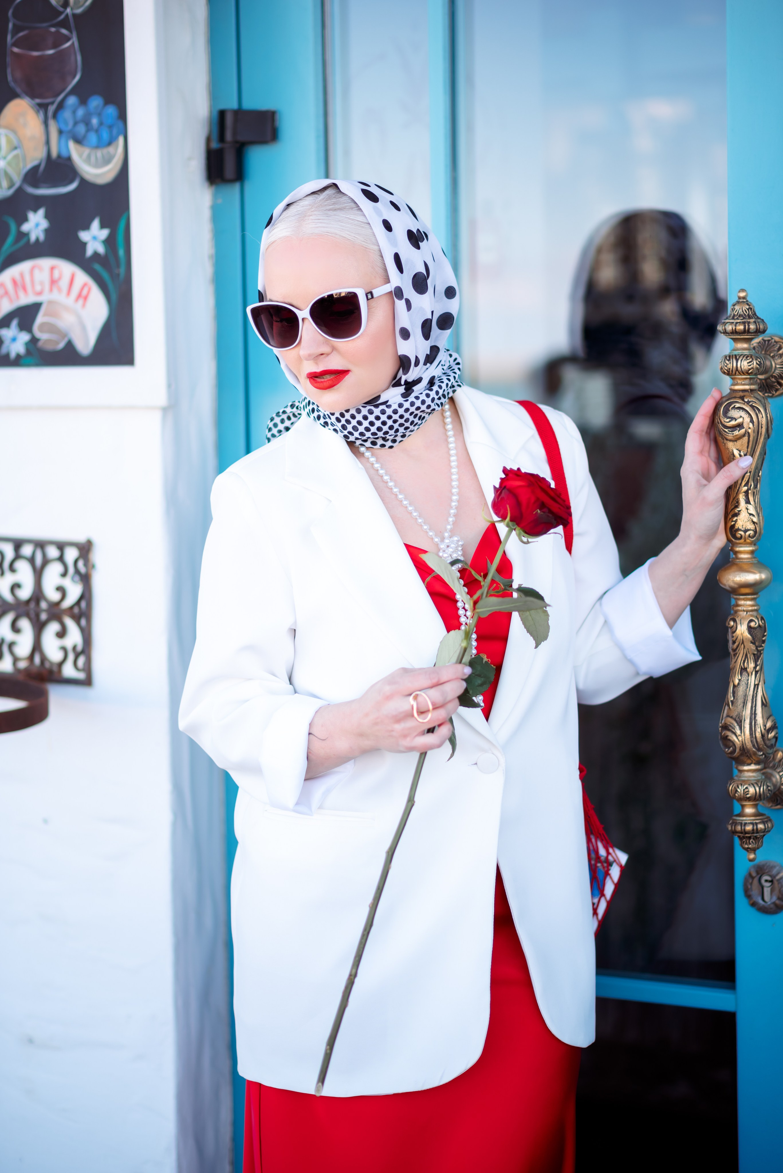 У кафе «Дельмар». Семейный и женский фотограф Лоо Краснодар Сочи Энем Татьяна Трибурт