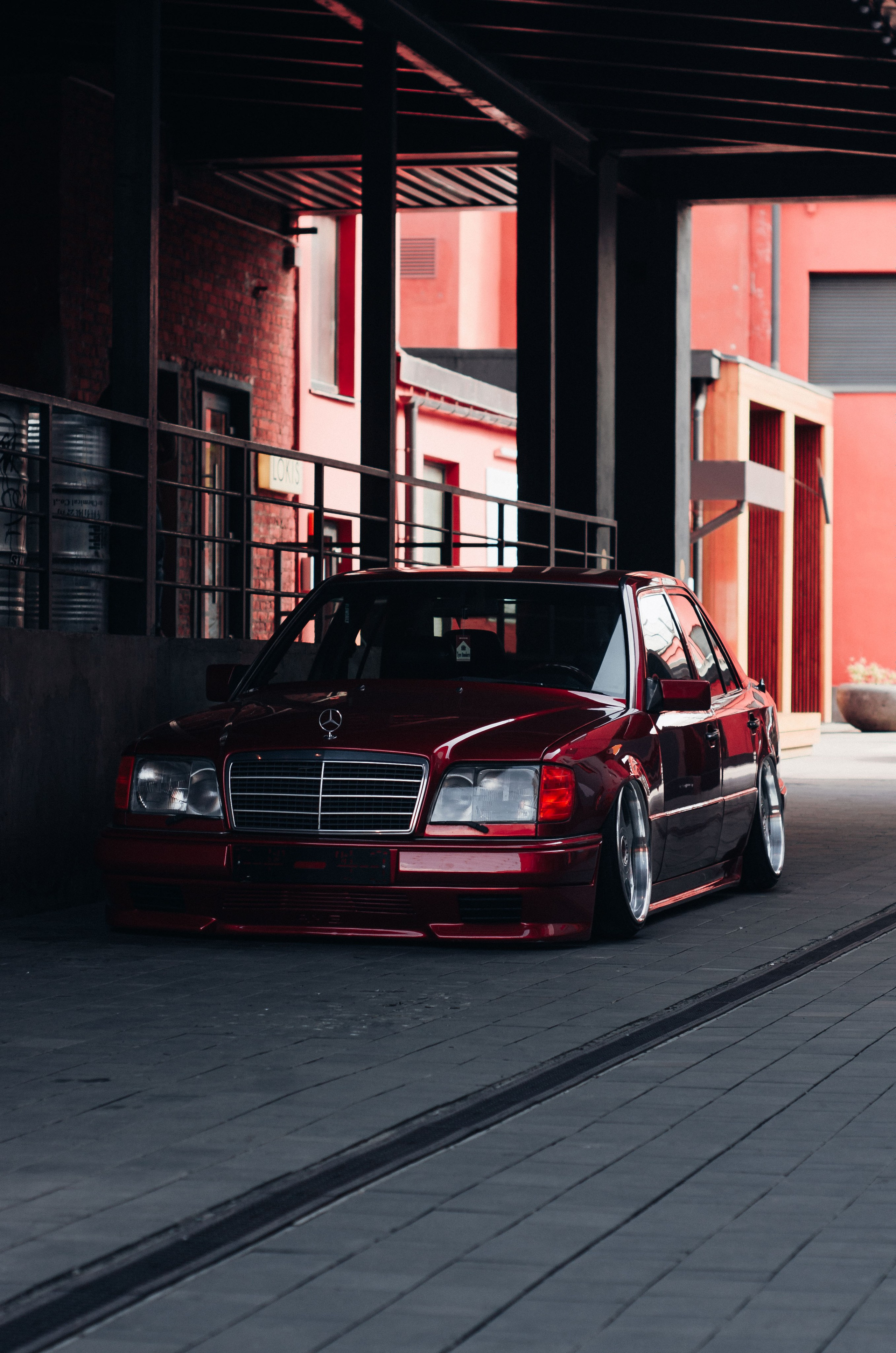 Mercedes-Benz W124. Автомобильный фотограф в Москве Иван Петушков