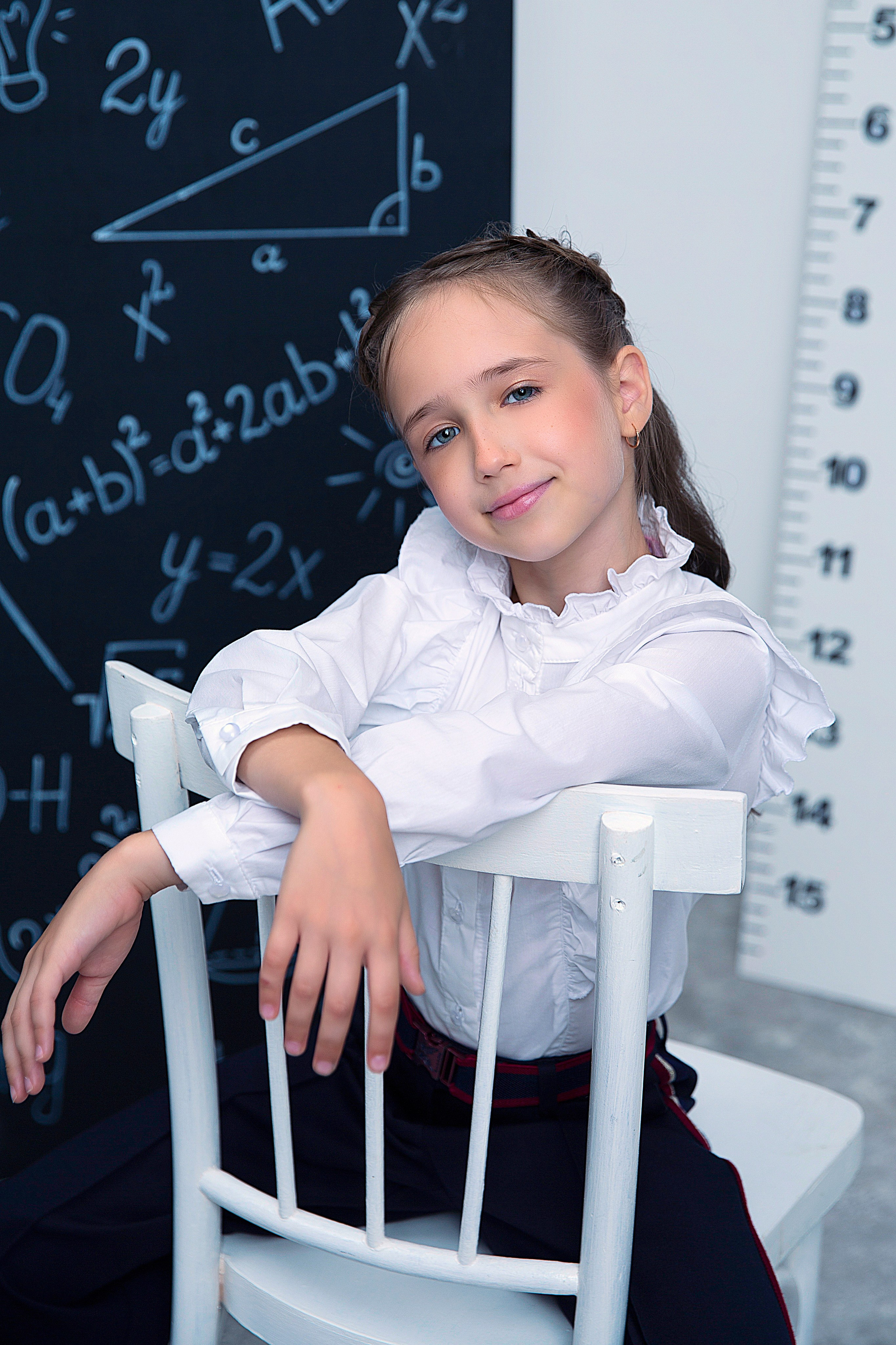 Школьница. Детский школьный фотограф в Кемерово Зиновьева Екатерина