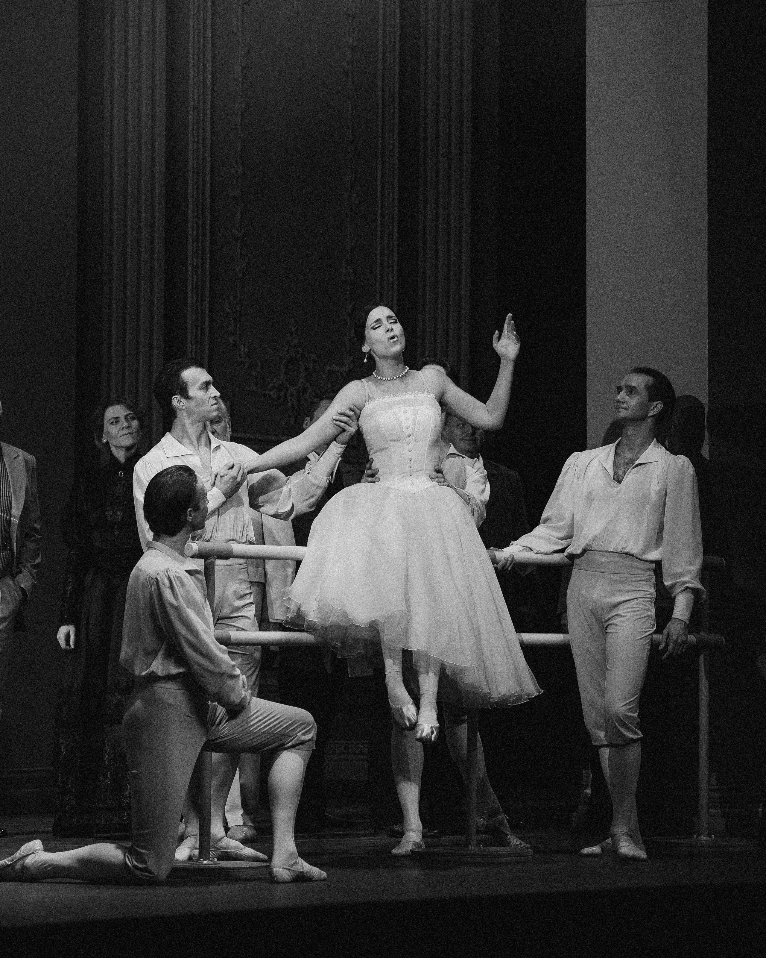 МХАТ. Дама с Камелиями. Фотограф Rockeroleg