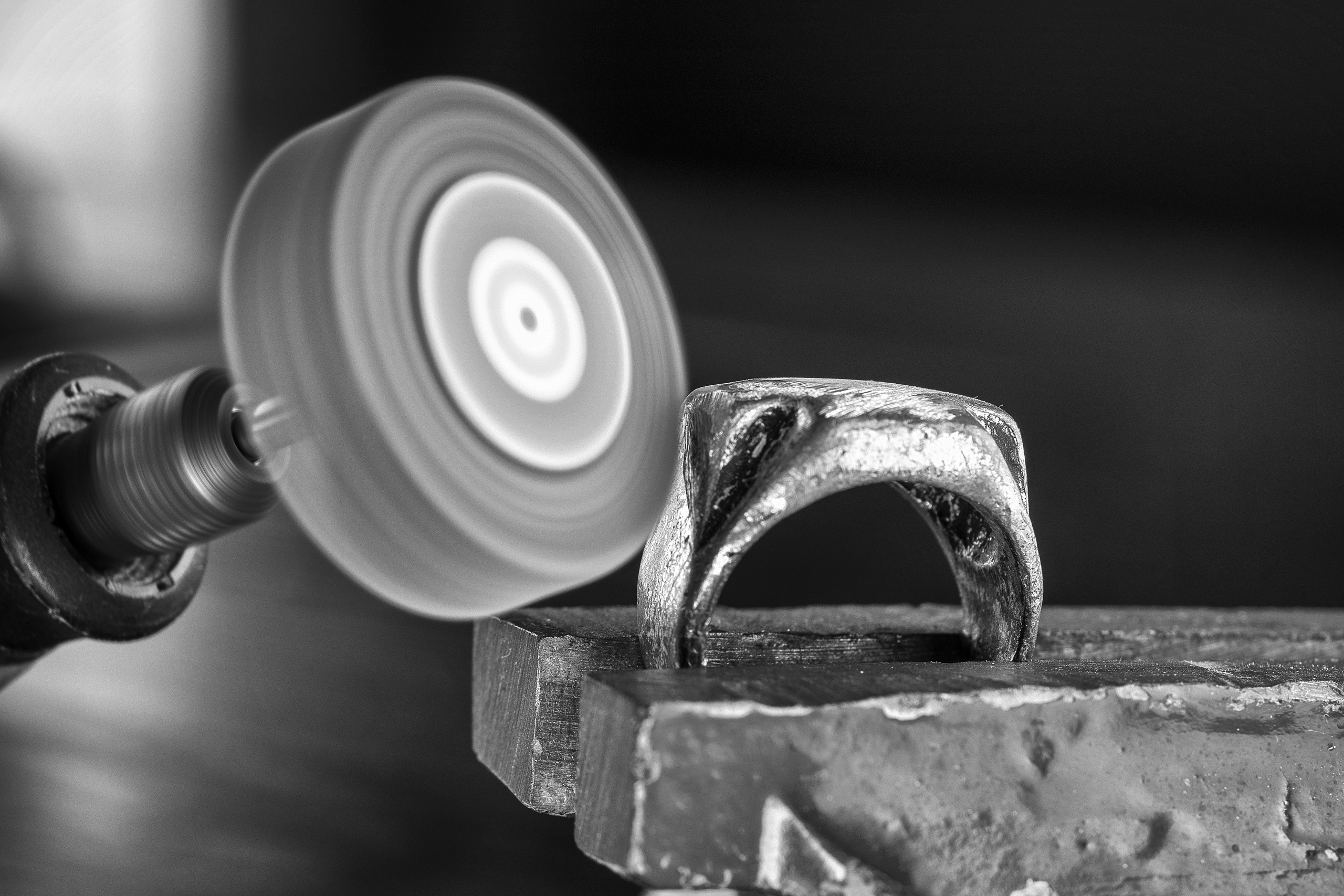 Черно белая фотография. Профессиональный фотограф в Астане