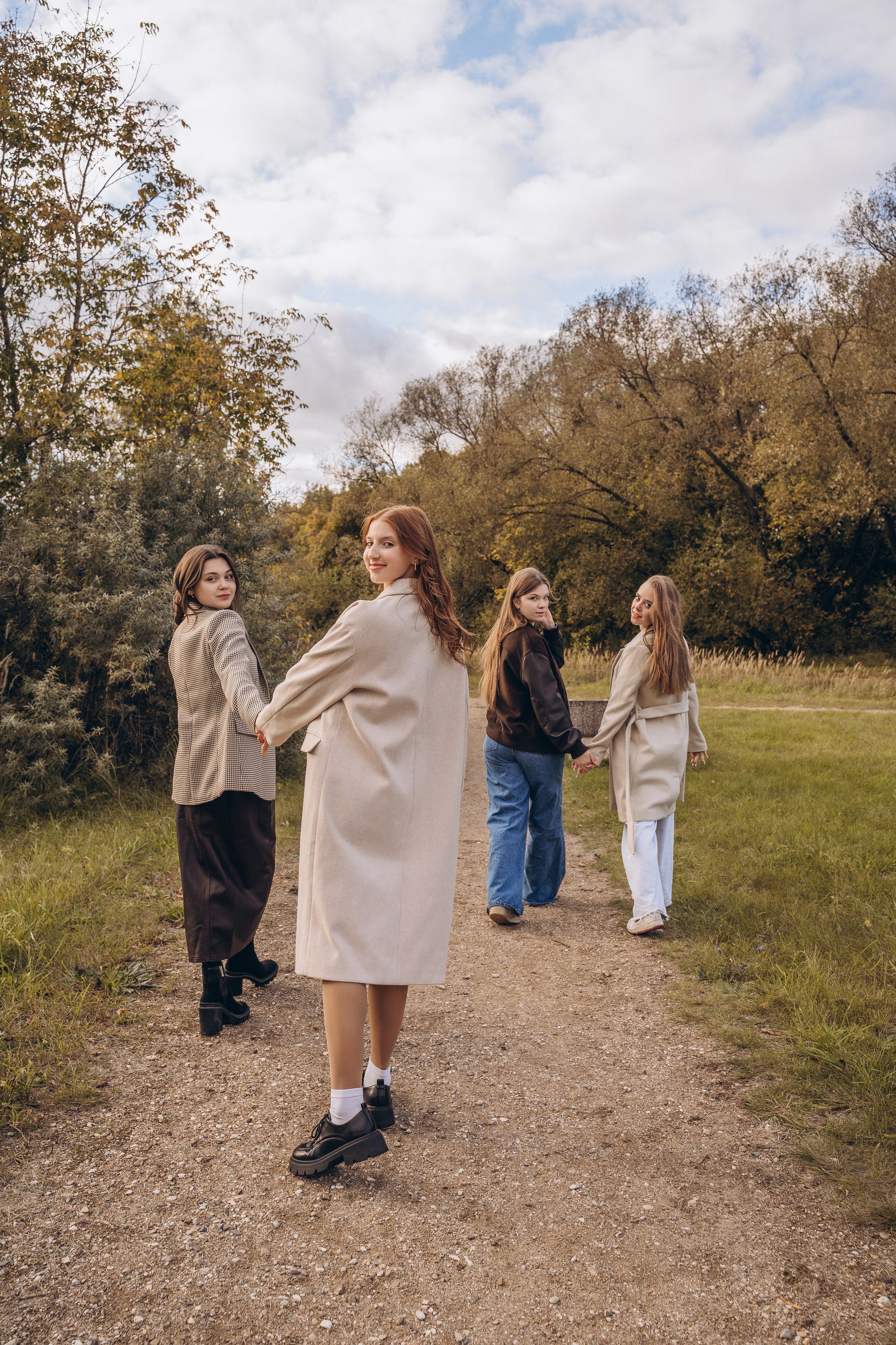 Осенняя съёмка. 11 класс. МАРГАРИТА КУДРЯШОВА СВАДЕБНЫЙ И СЕМЕЙНЫЙ ФОТОГРАФ ТВЕРЬ МОСКВА