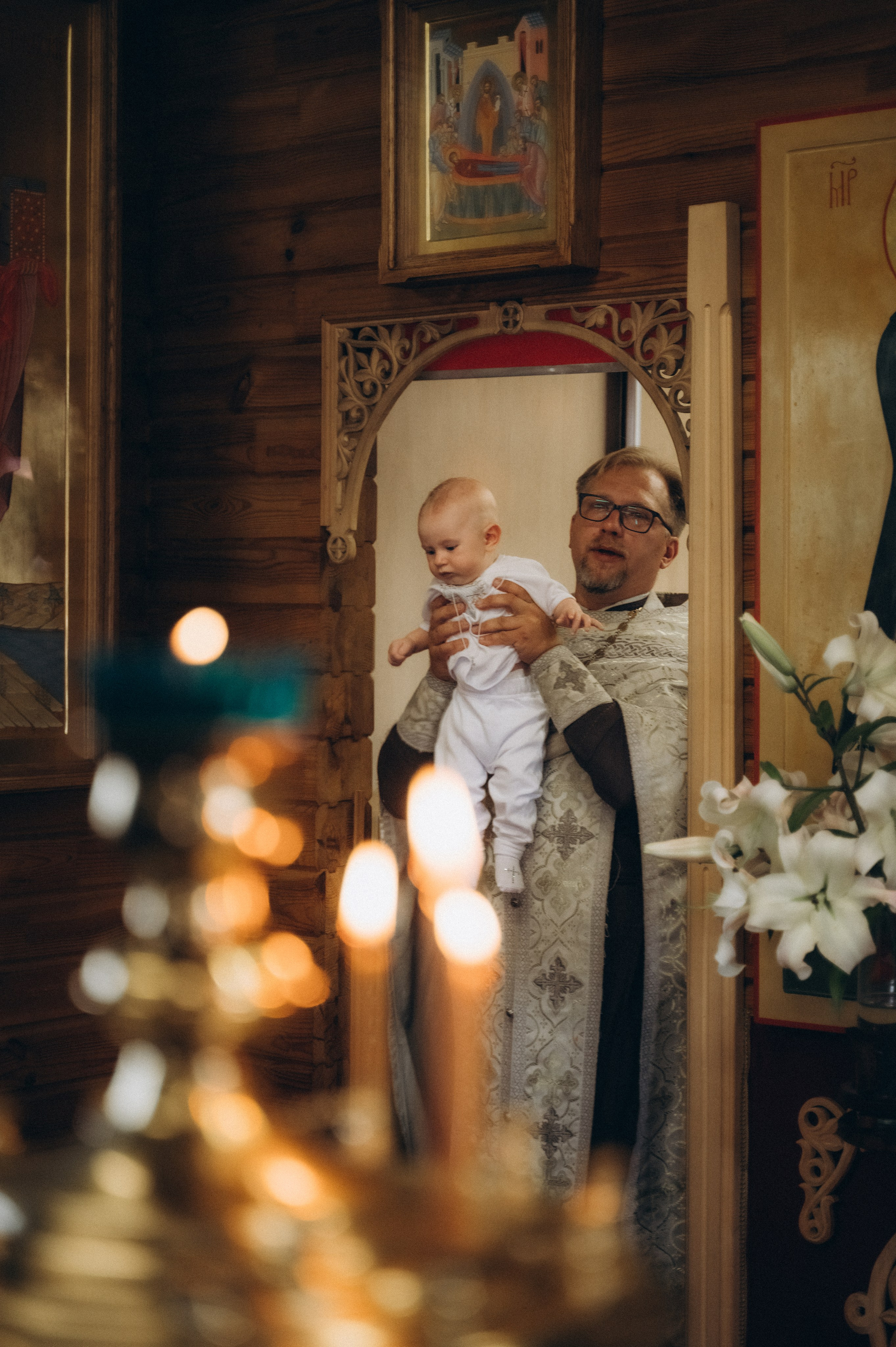 Крещение Марка (ХРАМ СВЯТИТЕЛЯ НИКОЛАЯ ЯПОНСКОГО). Семейный фотограф в Минске Дарья Дреко