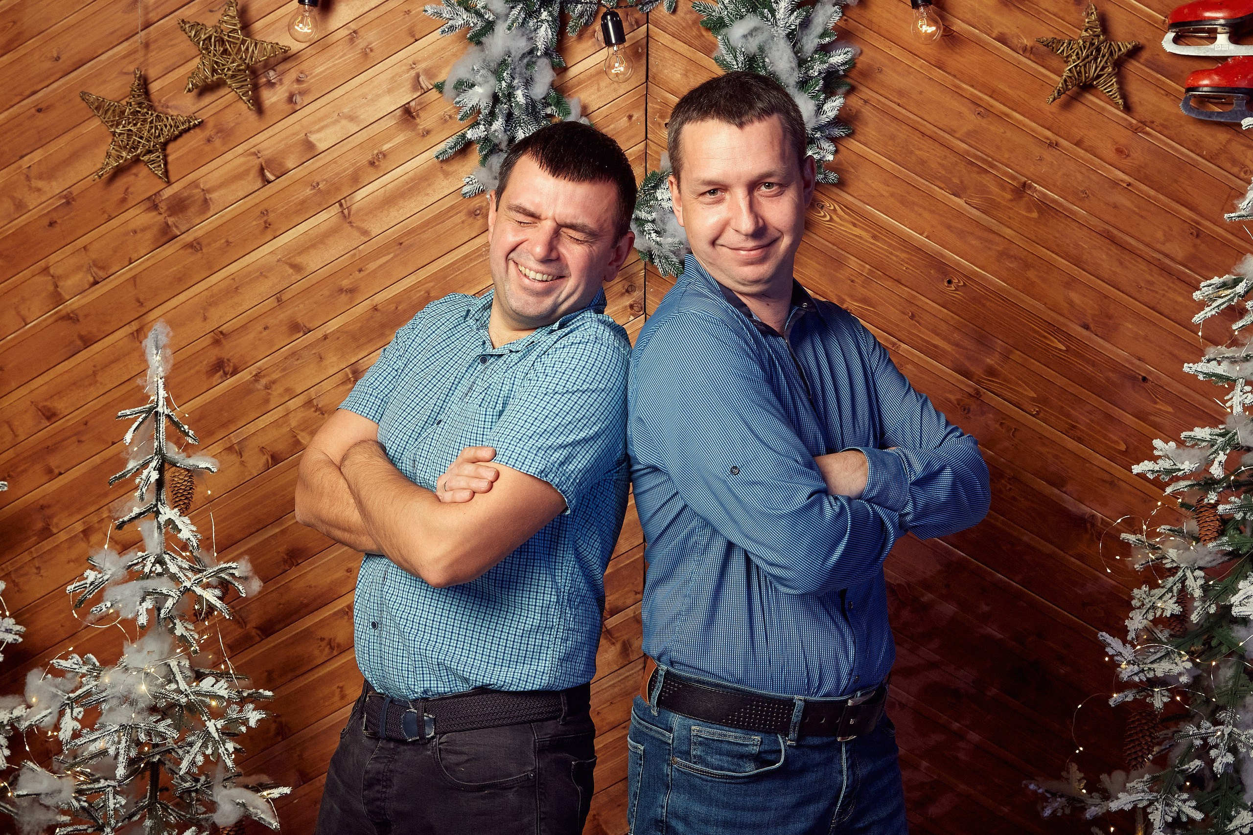 Транс-Инвест / Новогодний корпоратив на территории автосалона. Антон Артюшин, портретный фотограф. Москва