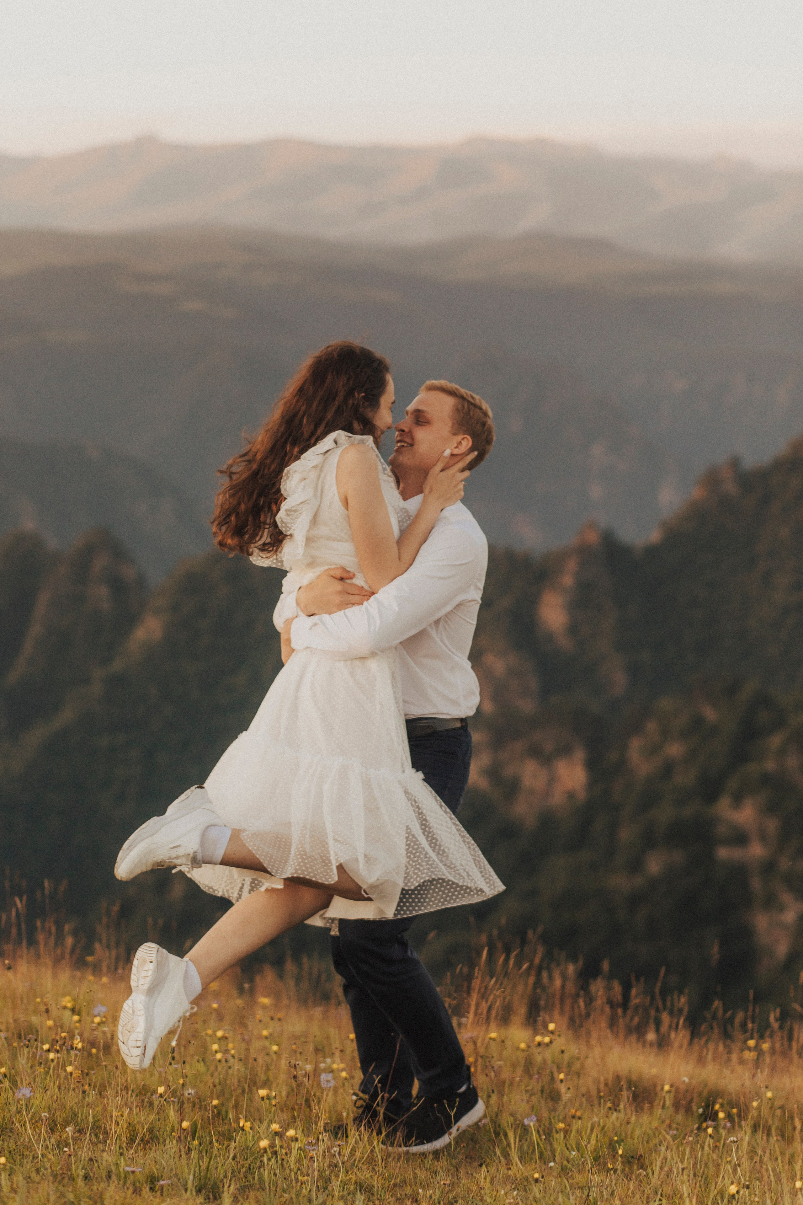 ВСТРЕЧАЯ РАССВЕТ. Фотограф Настя Конник | Пятигорск | Эльбрус | Домбай | Архыз