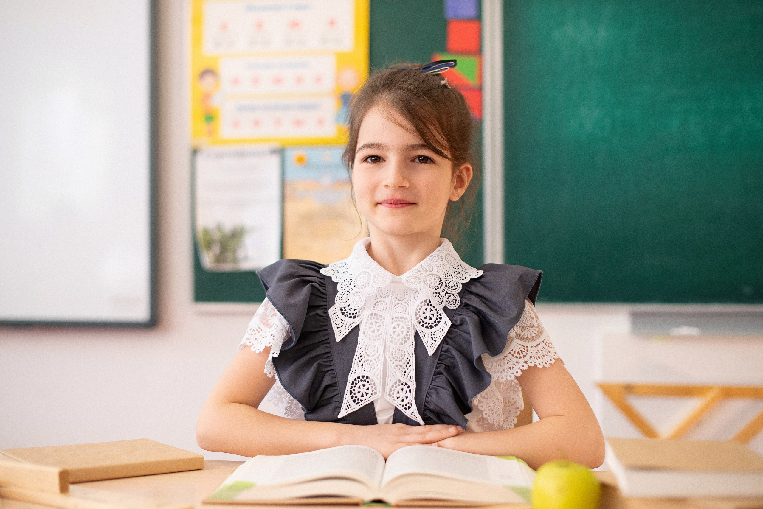 Фотографирую школьников для школьных выпускных альбомов и фотокниг в Сургуте и Нефтеюганске.