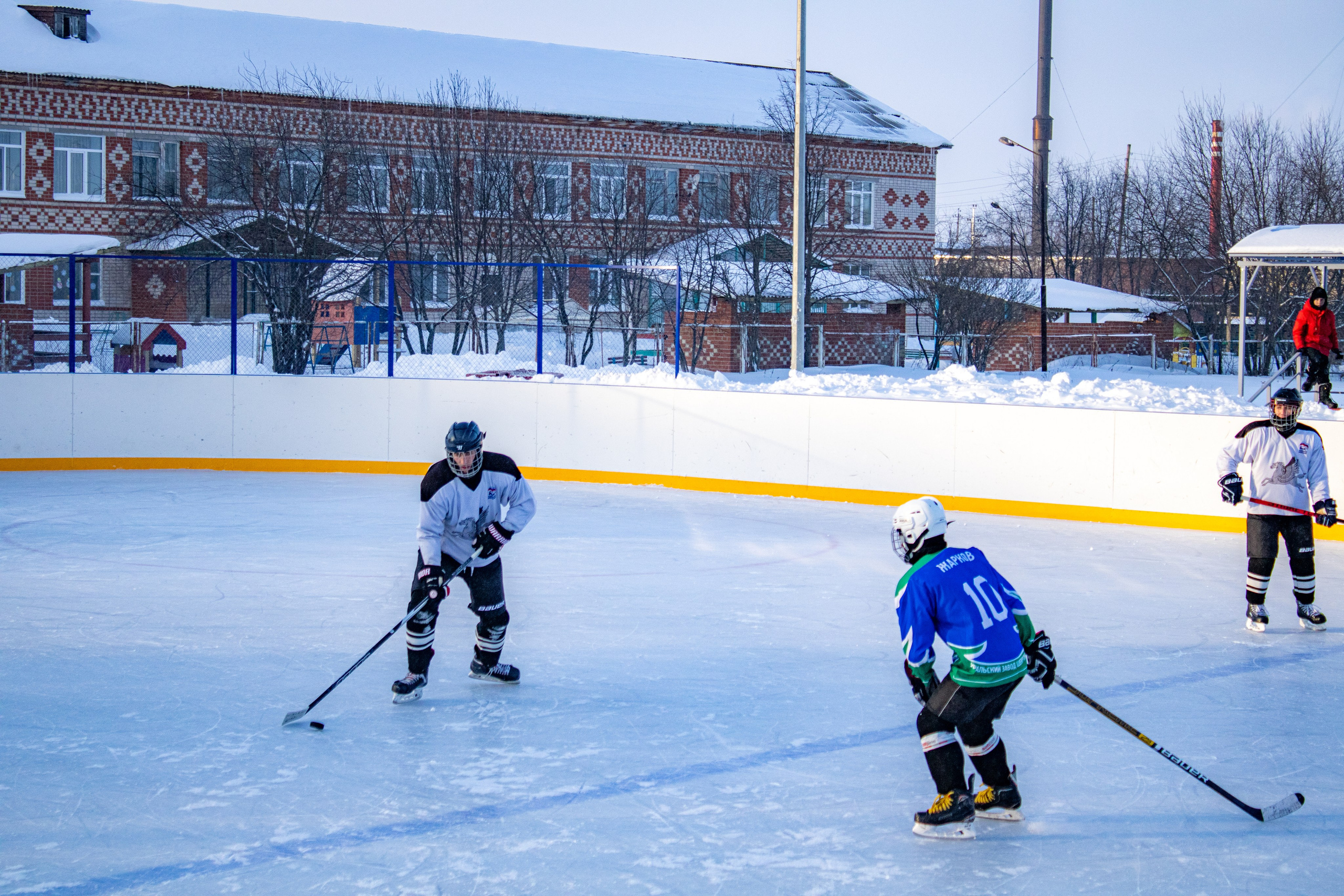 Хоккей г.п Атиг-г.п Дружинино