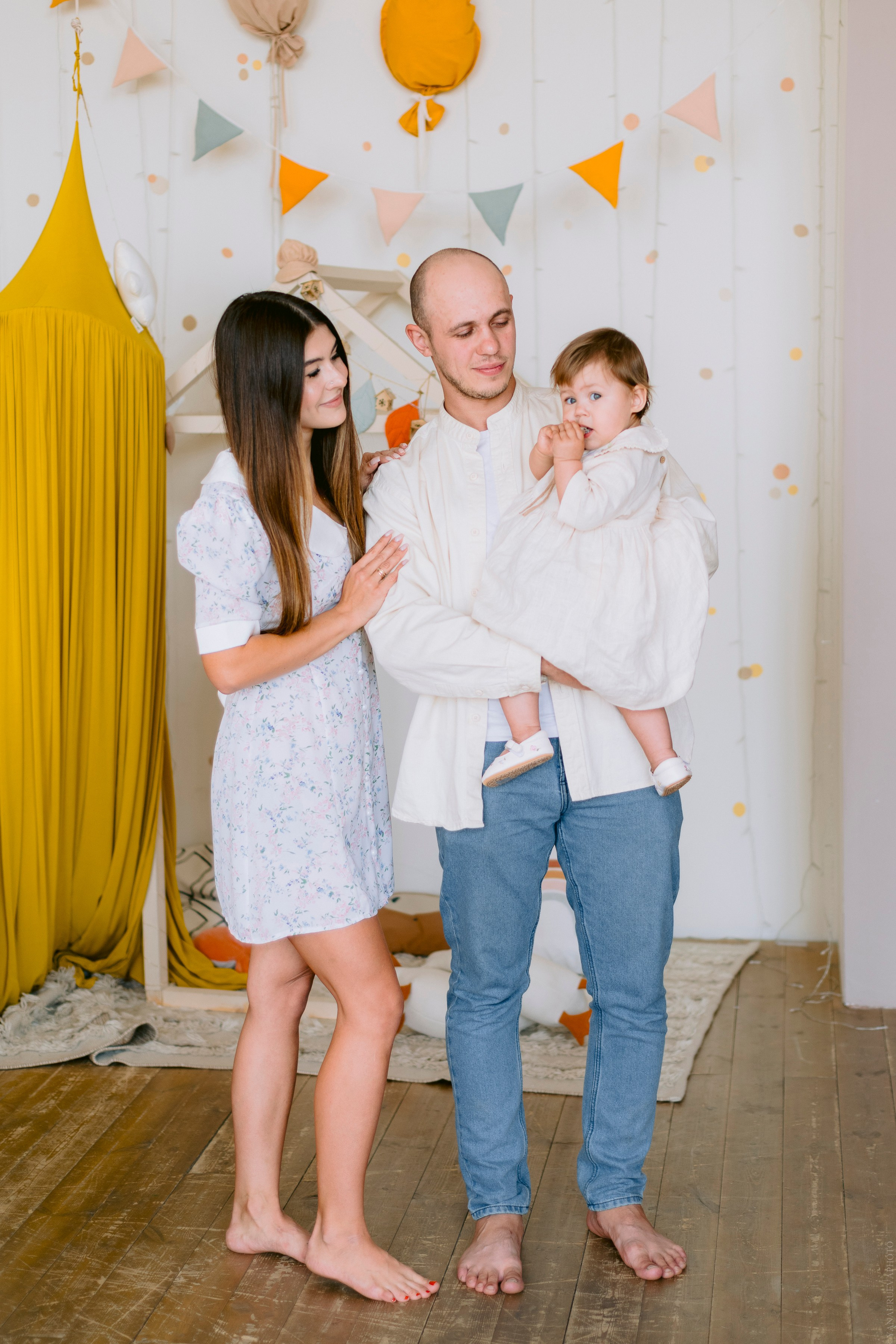 Ваша первая семейная фотосессия. Свадебный и контент- фотограф в Тольятти, Самаре, Москве Яна Уруева