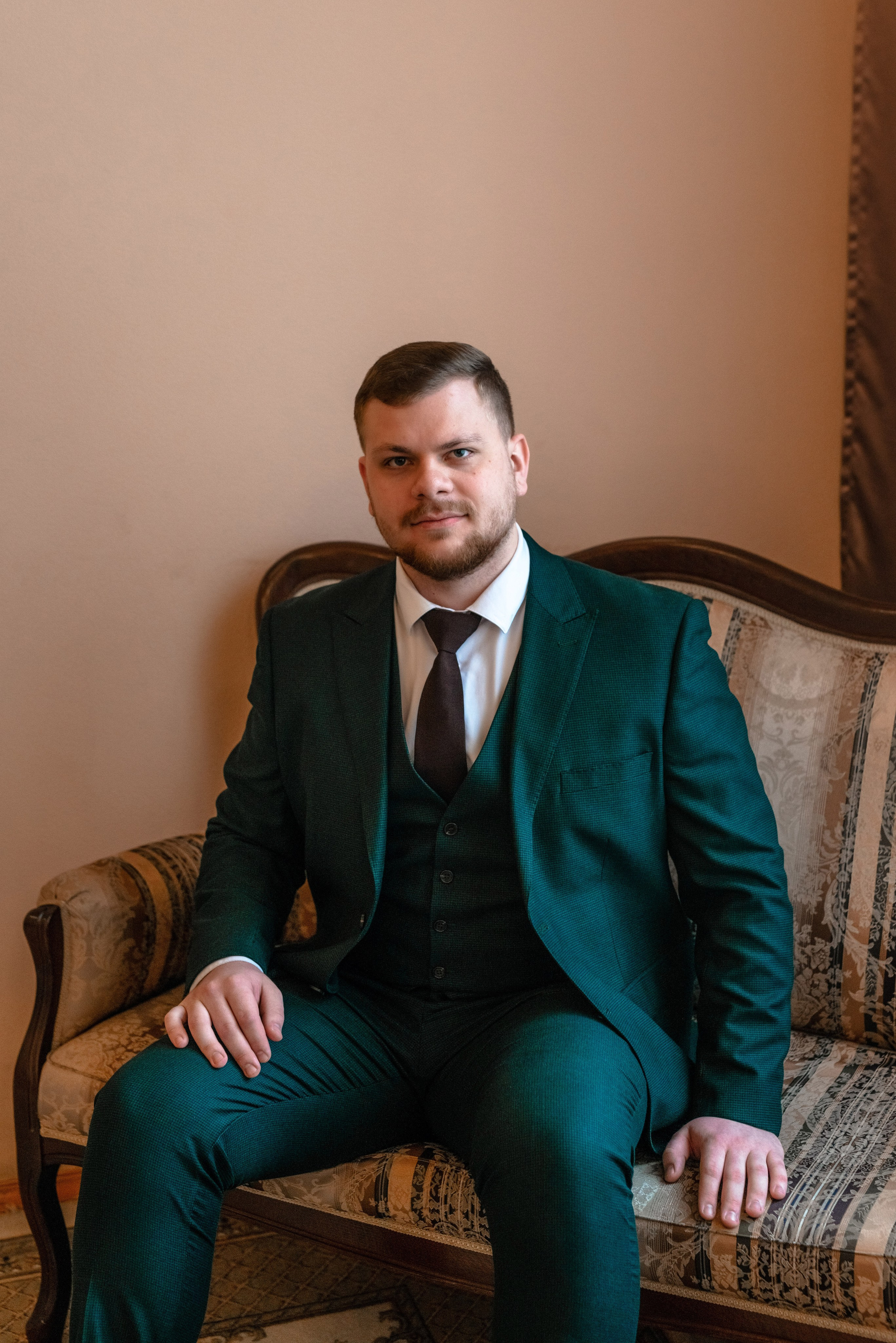 Ксения и Егор (фотосессия в ЗАГСе Петроградского района, Ботаническом саду с сакурой). Портретный, семейный и свадебный фотограф в Санкт-Петербурге и в Пушкине Ширяев Денис