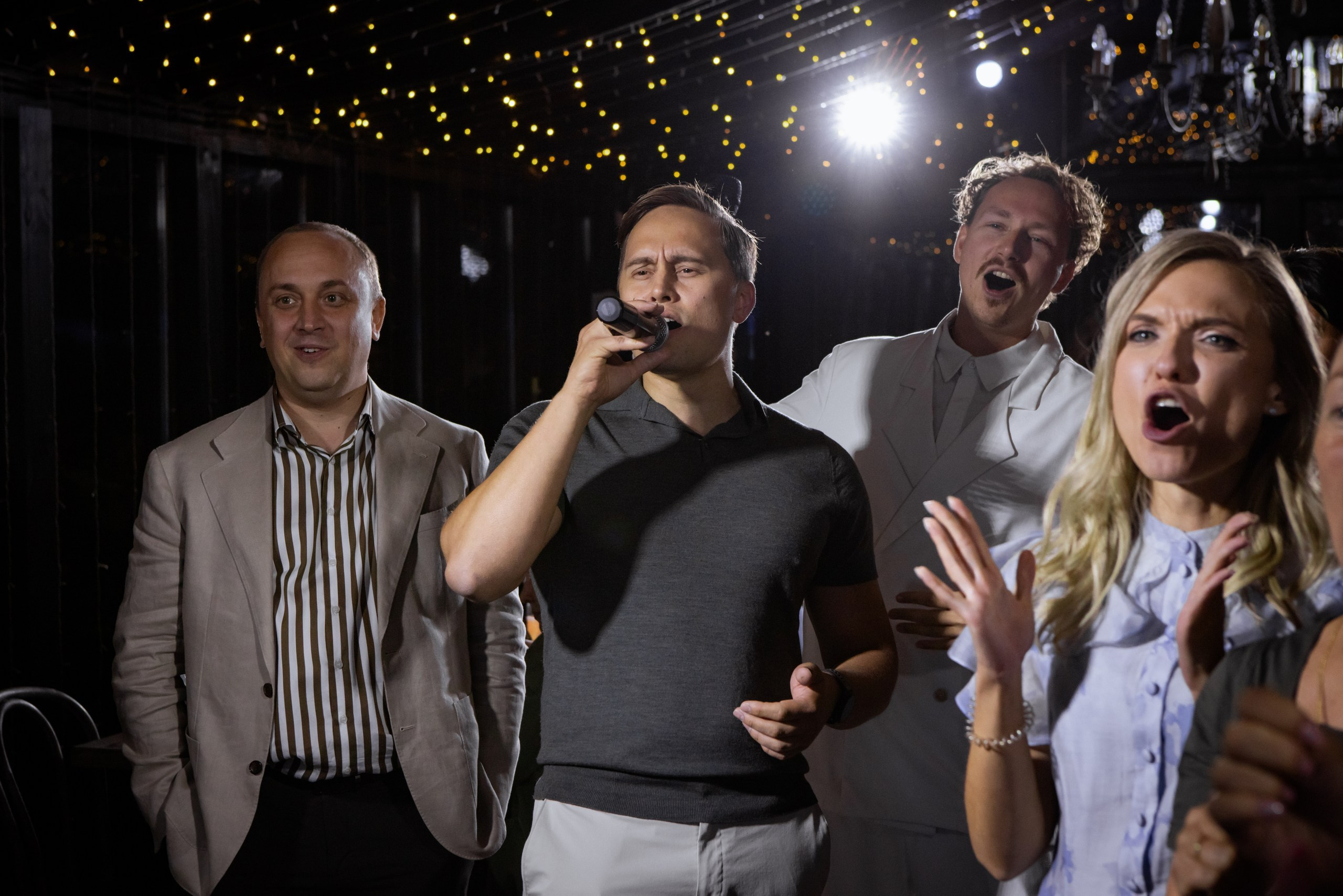 Ведущий Ураков. Подрядчики и друзья сети свадебных площадок House for wedding