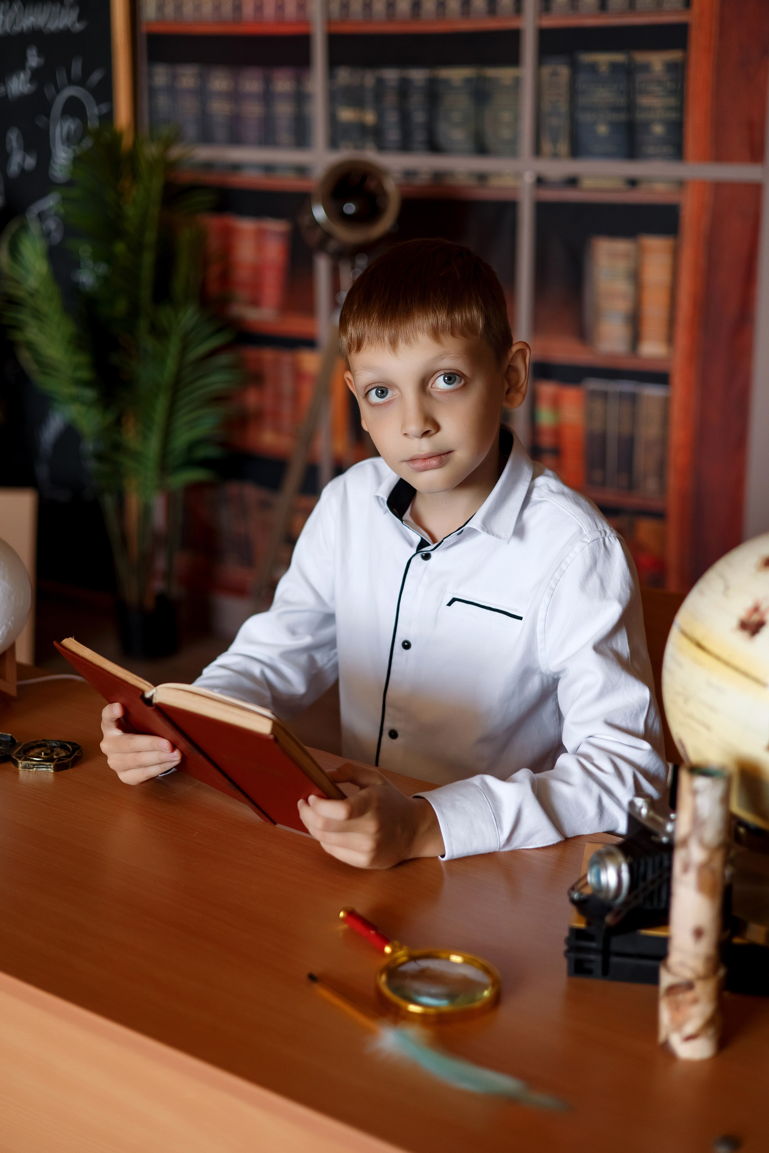 4 класс фотосессия в фотостудии. Фотограф Любовь Корниенко, Примоский край