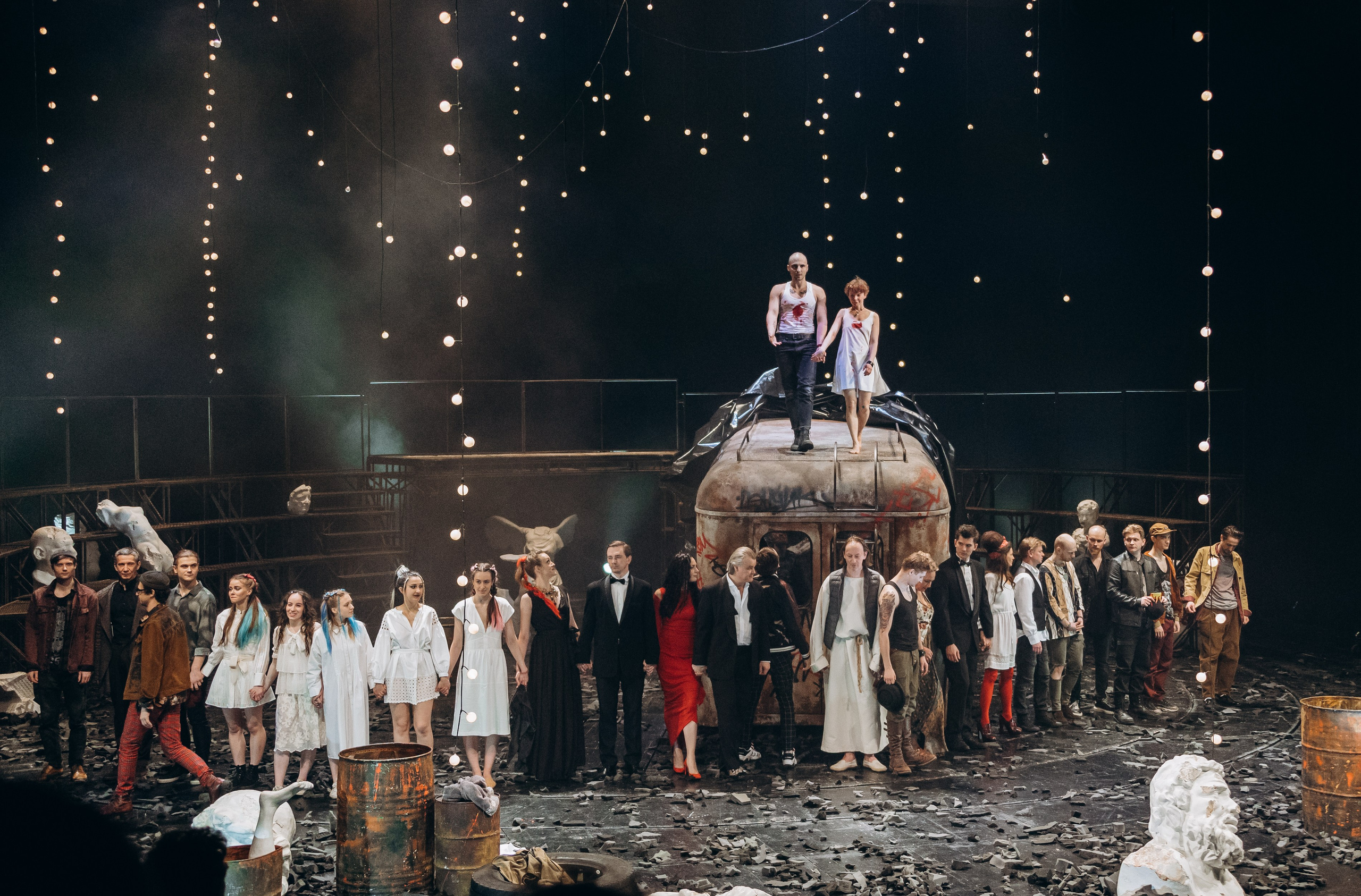 «Ромео и Джульетта» в ТЮЗе. Фотограф Виктория Дунаевская в Санкт Петербурге