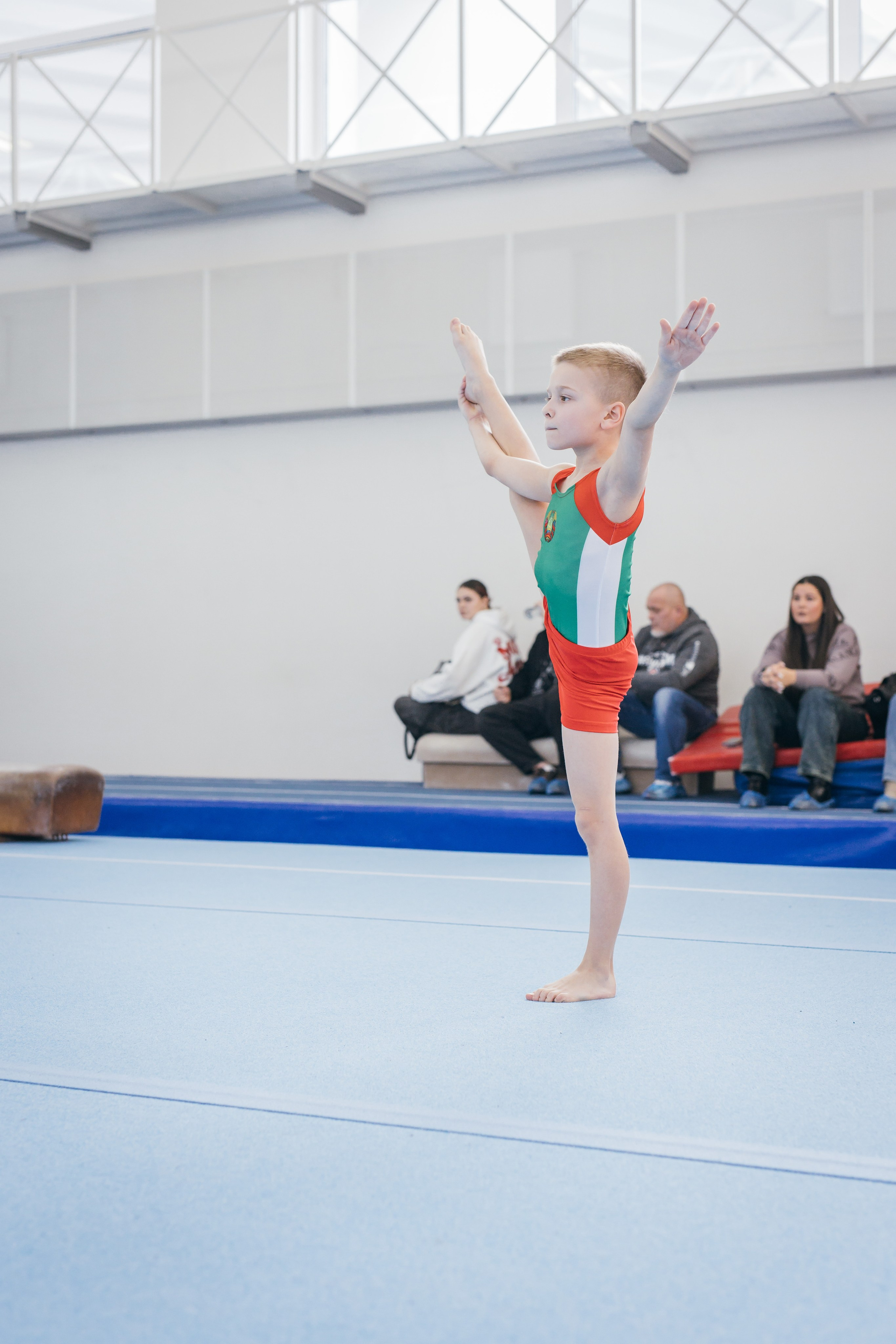 Съёмка для СДЮШОР по спортивной гимнастике. Портретный и семейный фотограф в Минске