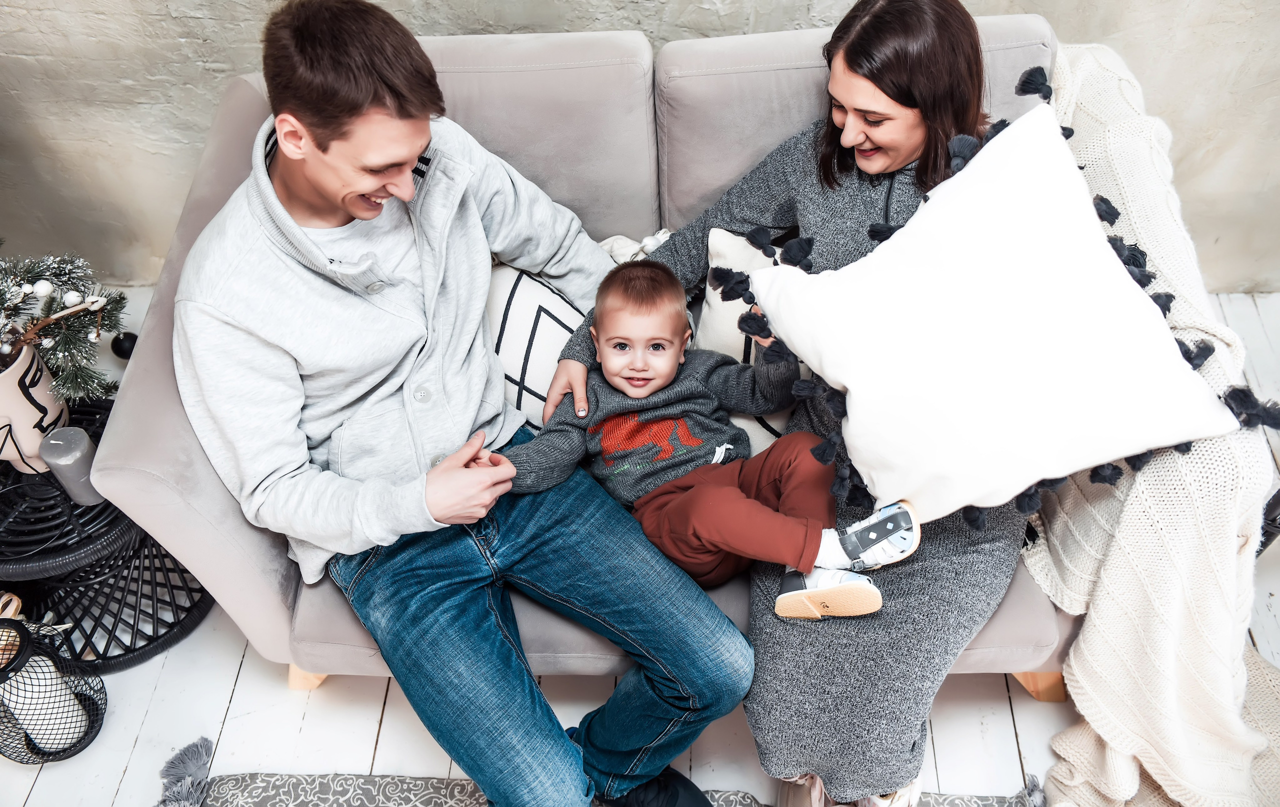 Новогодняя семейная. Свадебный, семейный, детский, контент фотограф в Омске Максим Ильин