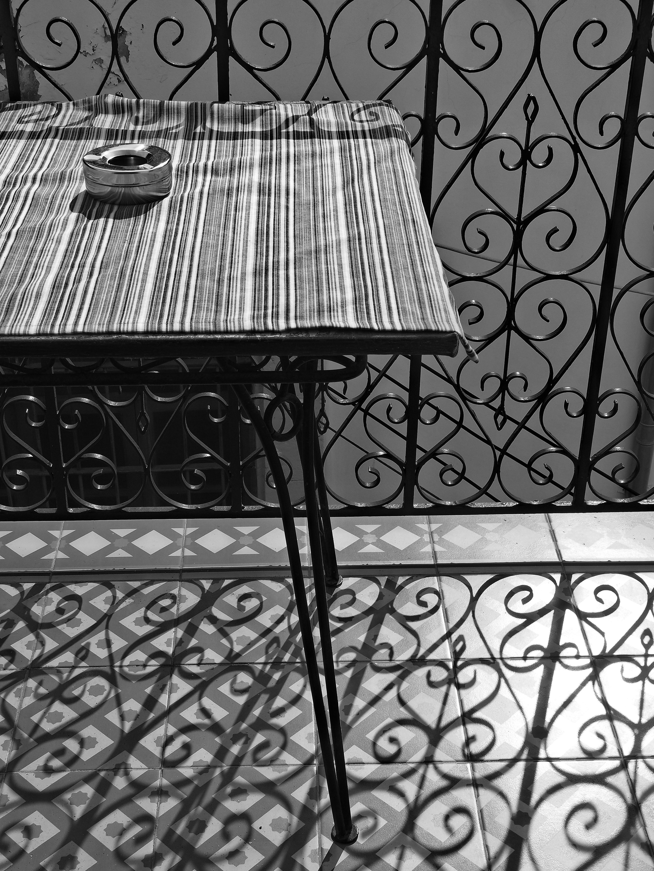 Black and white look. Фотограф