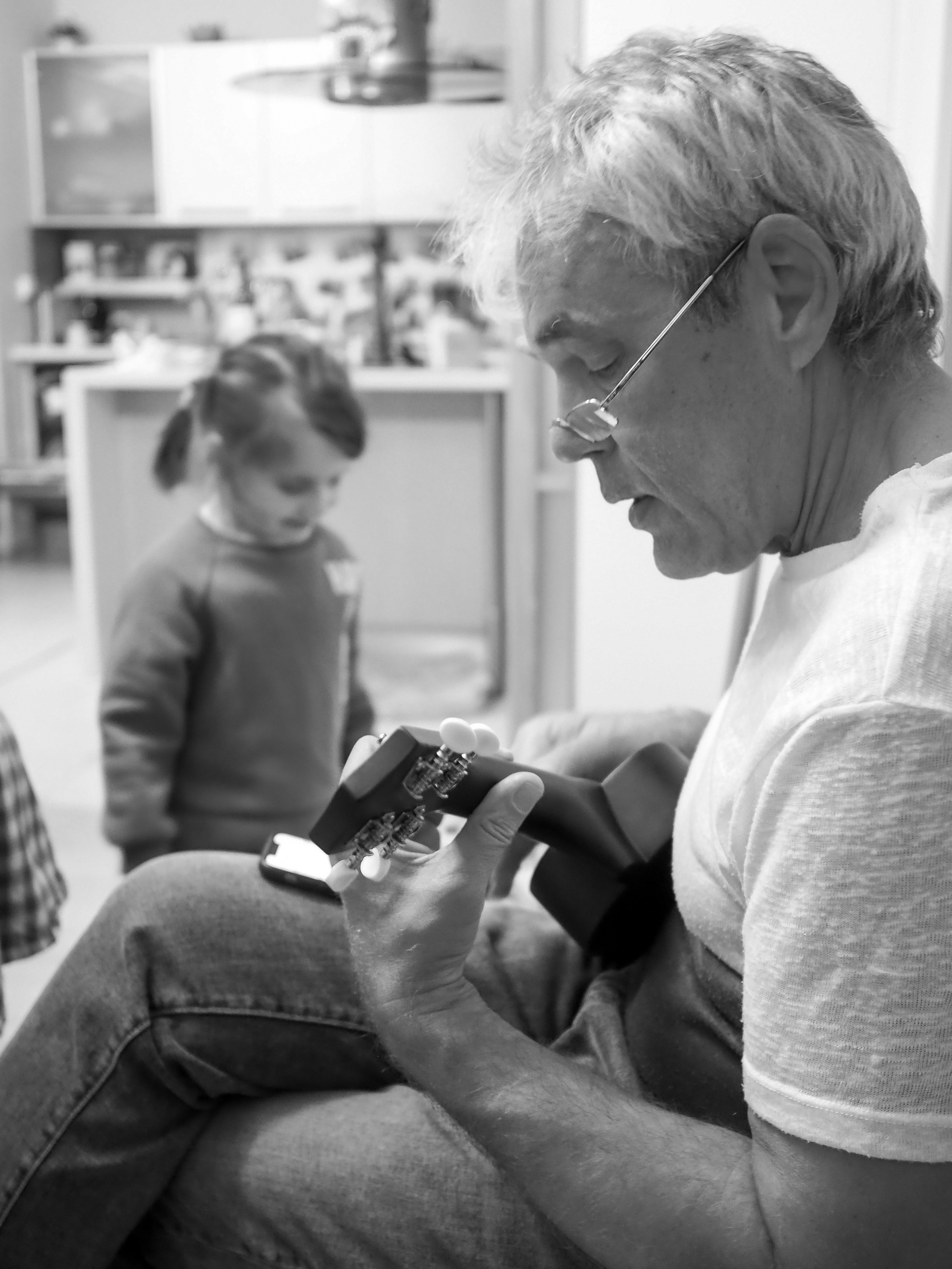 Black and white look. Фотограф