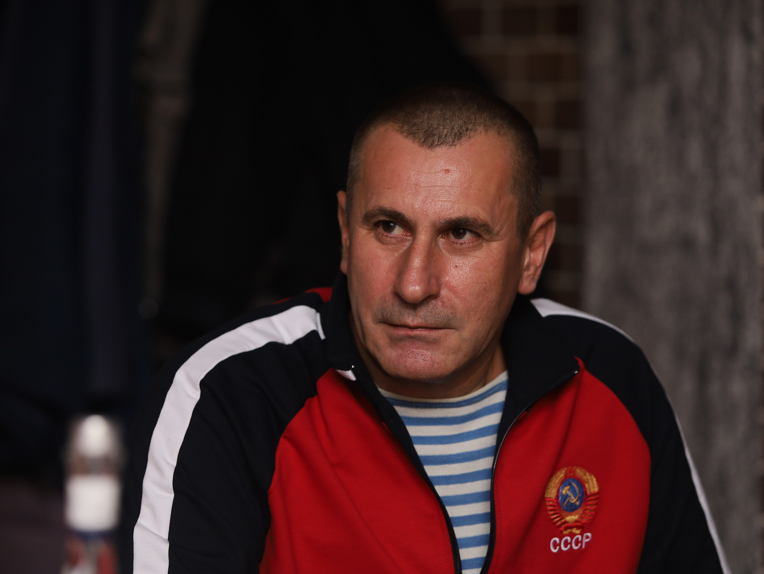 Дискотека в стиле 90-х. Репортажный фотограф Анапа