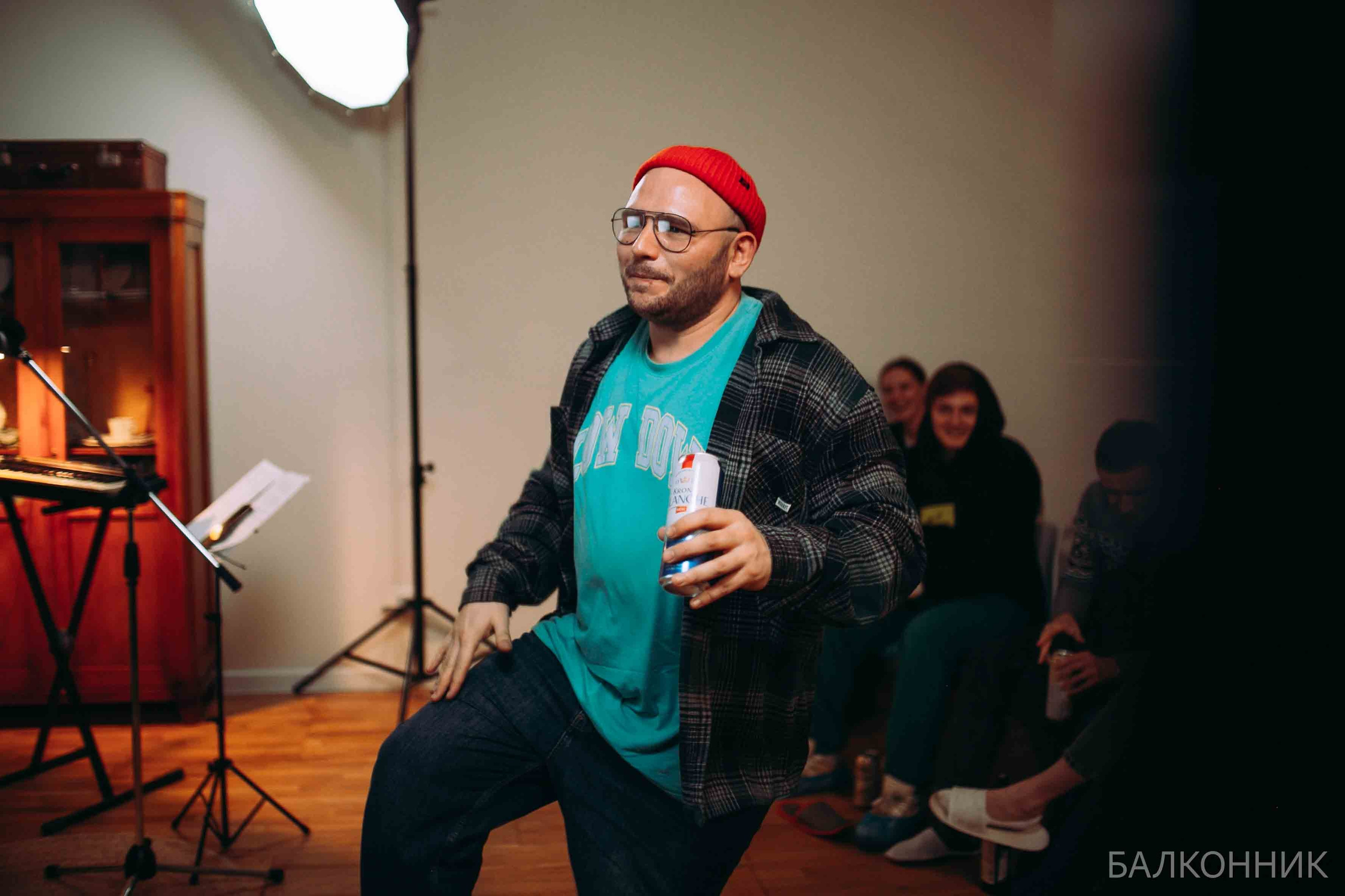 «Балконник». Ваш репортажный фотограф Артемий Антонов