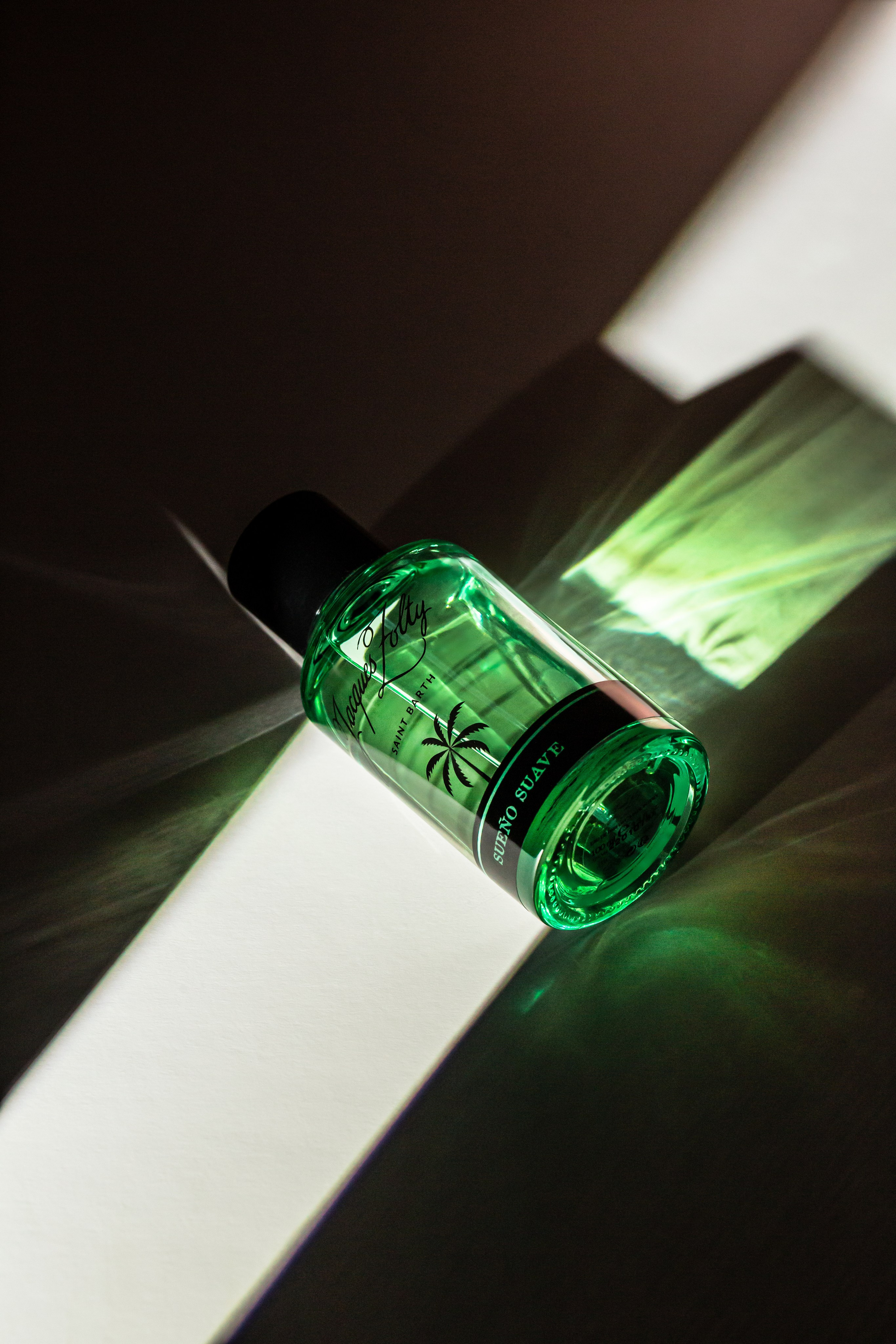 Художественная обработка парфюмов | Студия SVITHART