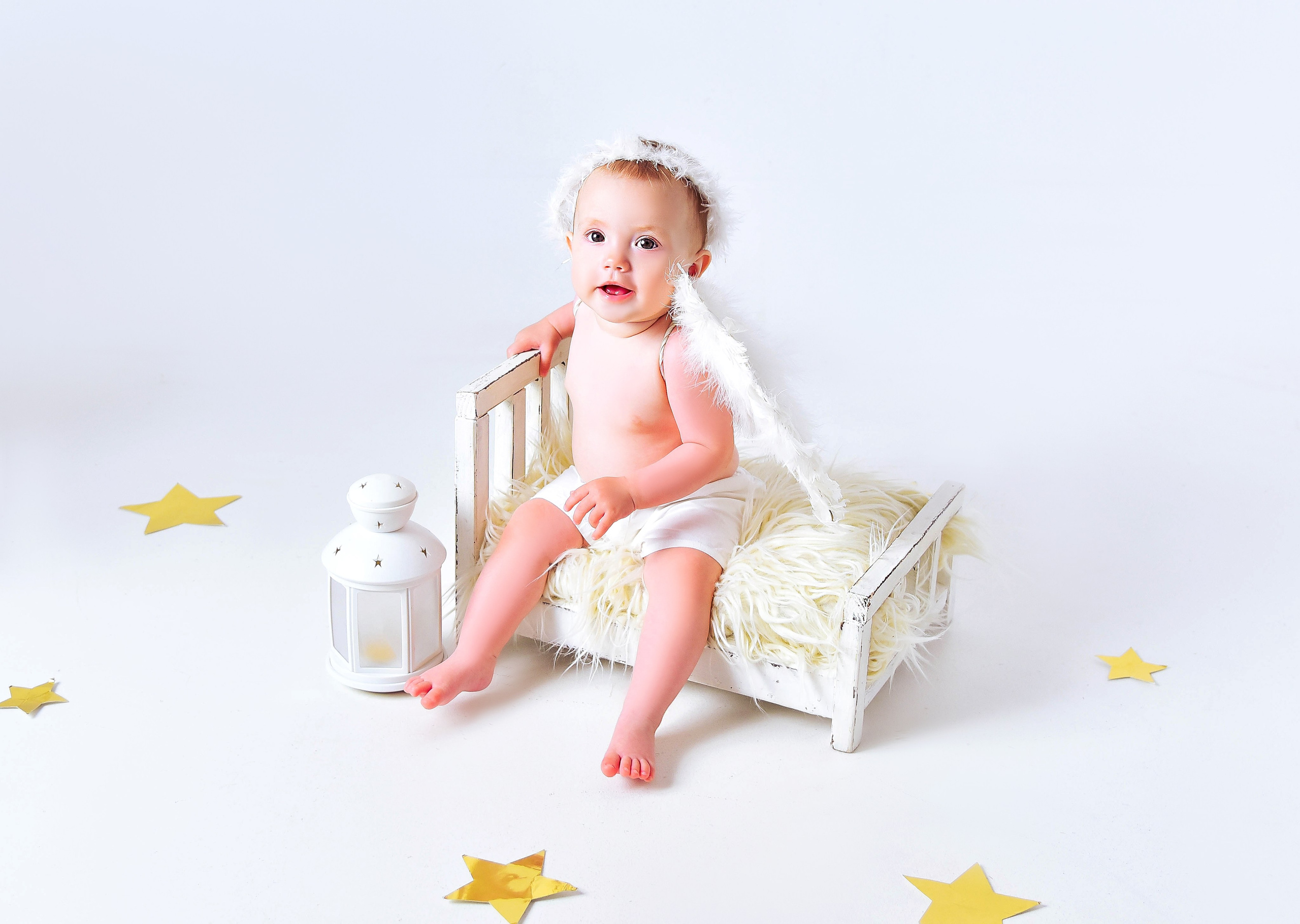 Малышки Антураж