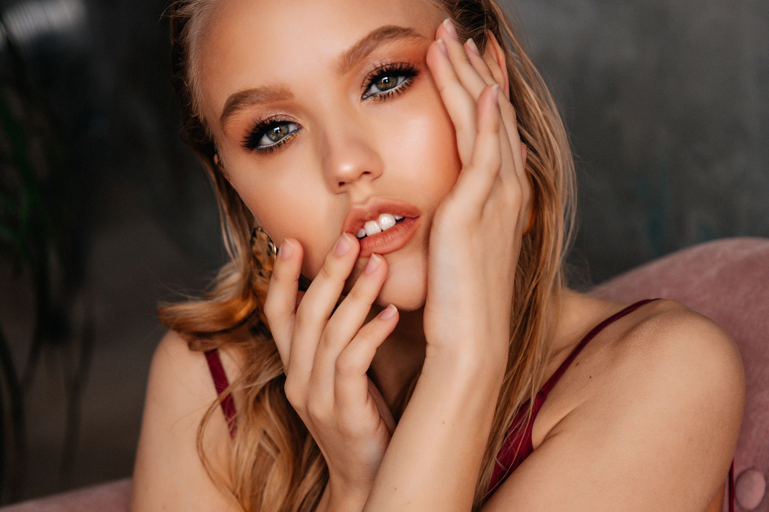 Портретная фотография Надя