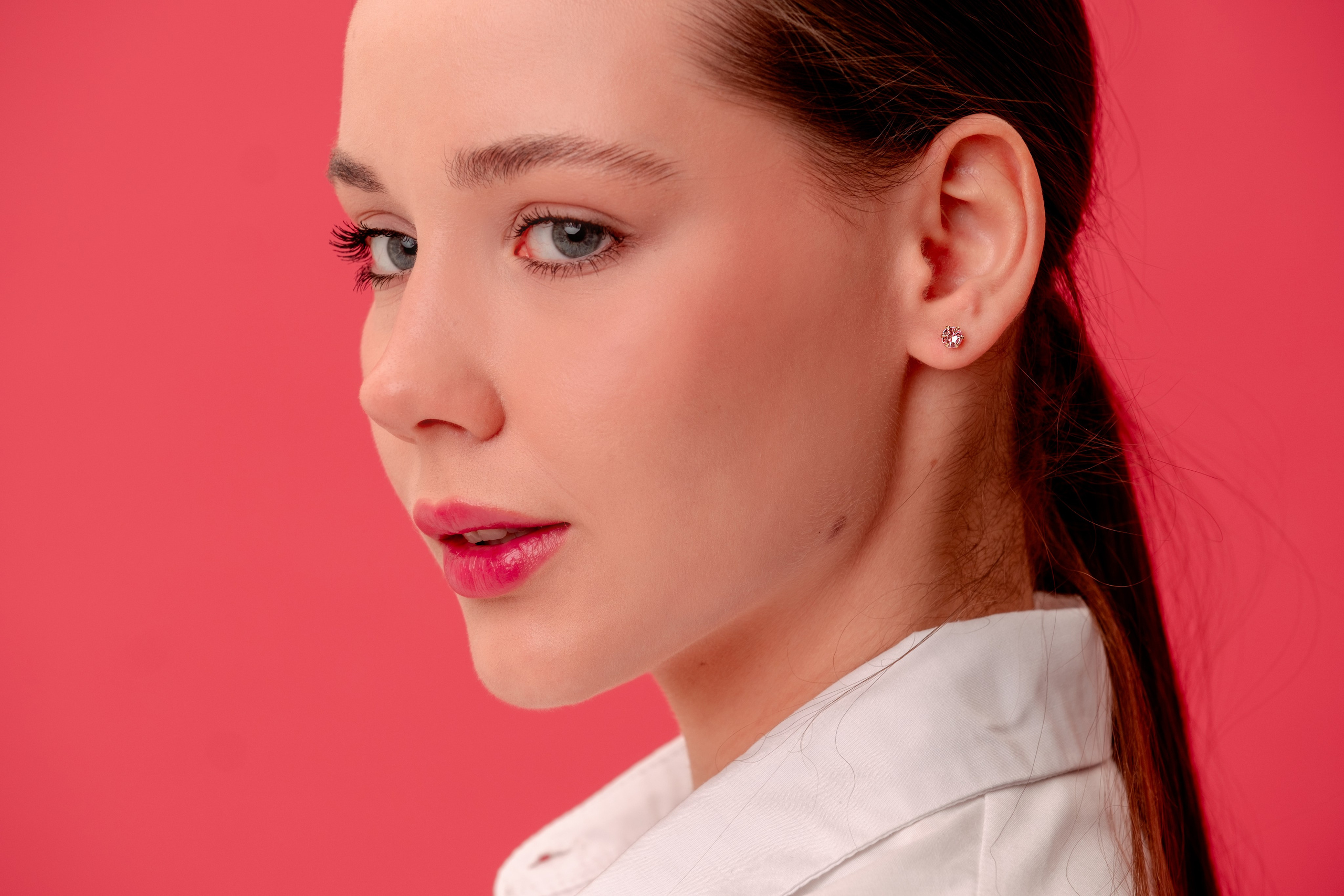 Съемка украшений на озон, вальдберис и ламода в Санкт-Петербурге. Фотосессия для маркетплейсов