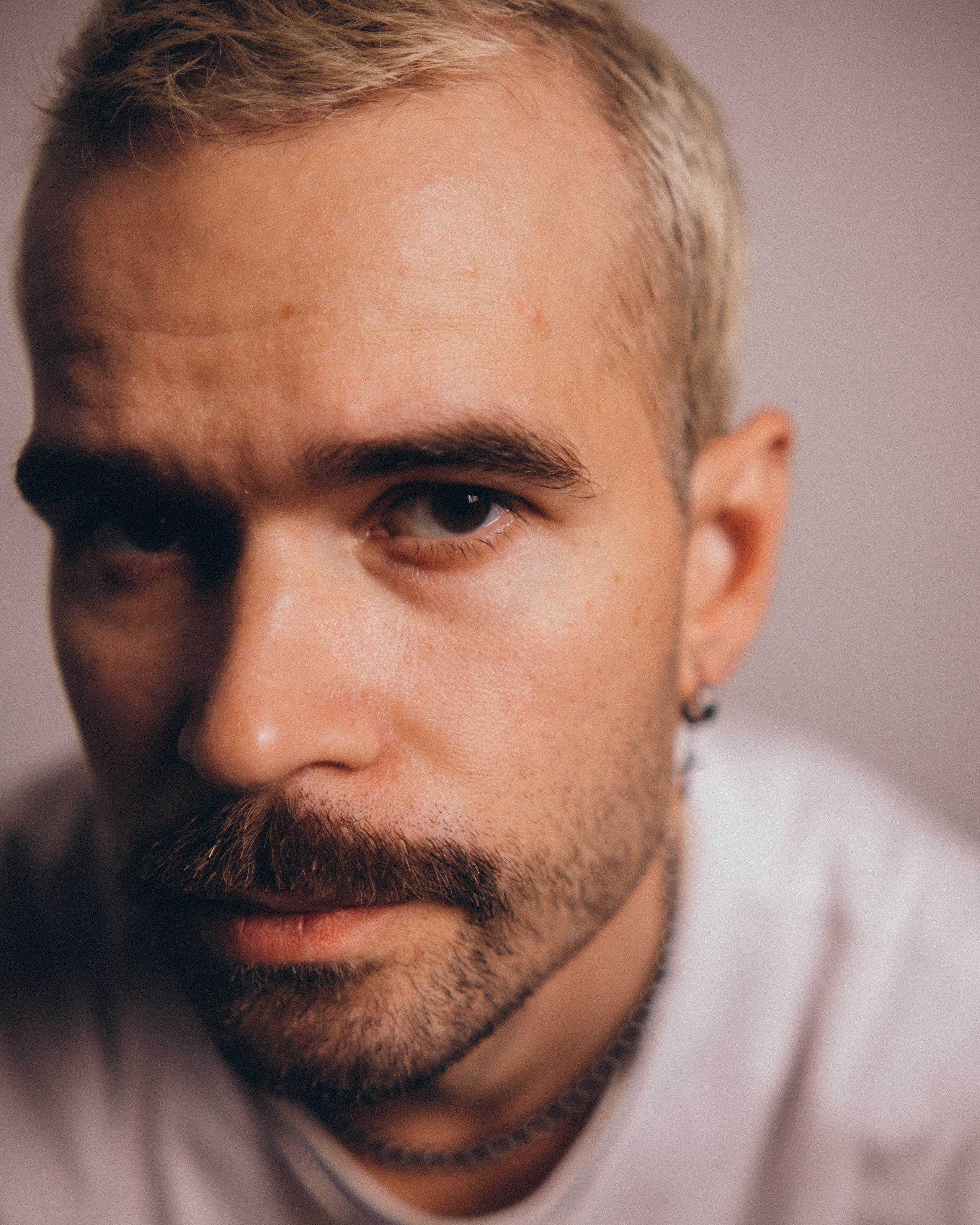 Записаться на съемку. Doctor Azrael, портретный фотограф в СПб и Всеволожске