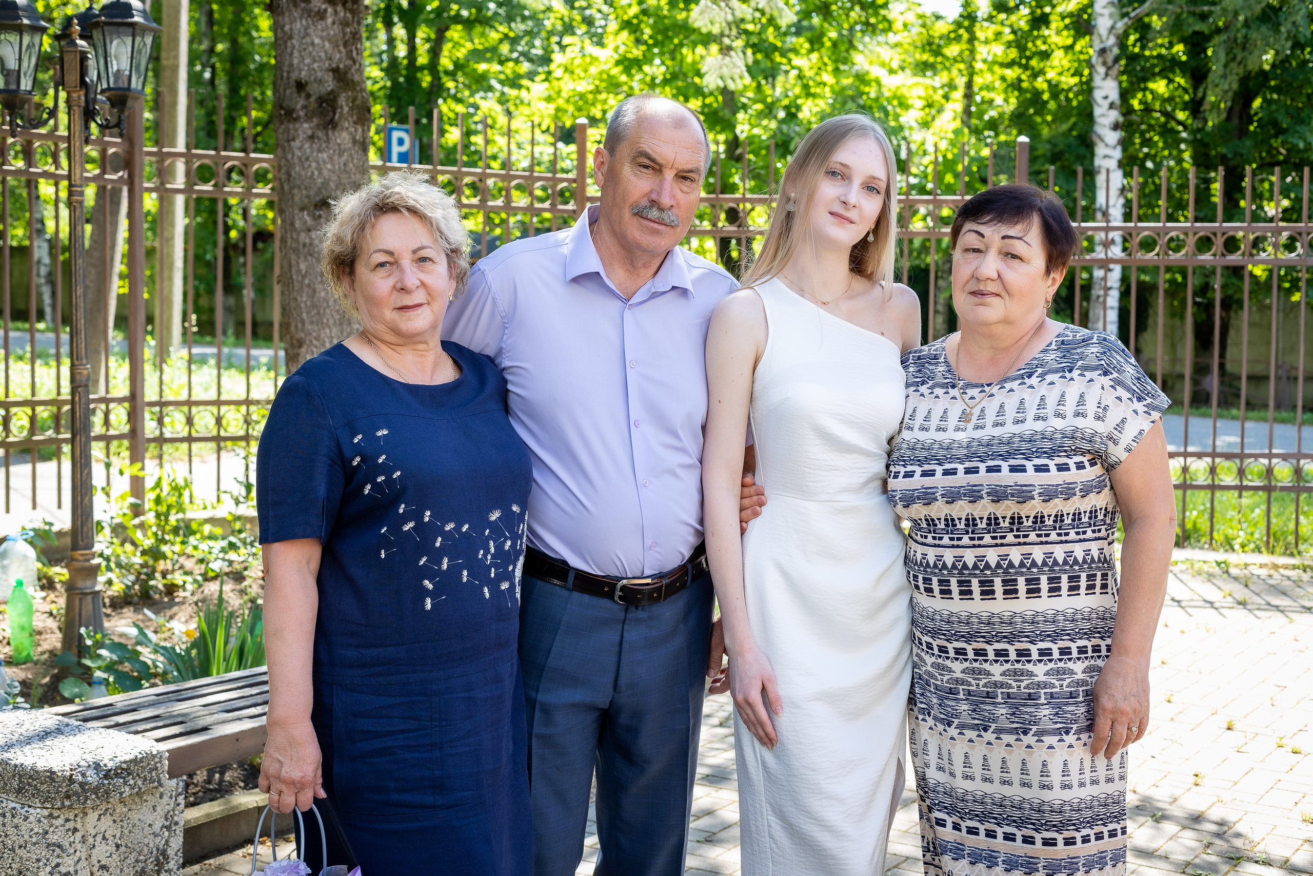 Вручение аттестата 2025. Выпускные альбомы Майкоп, Краснодар Елена Золотарева