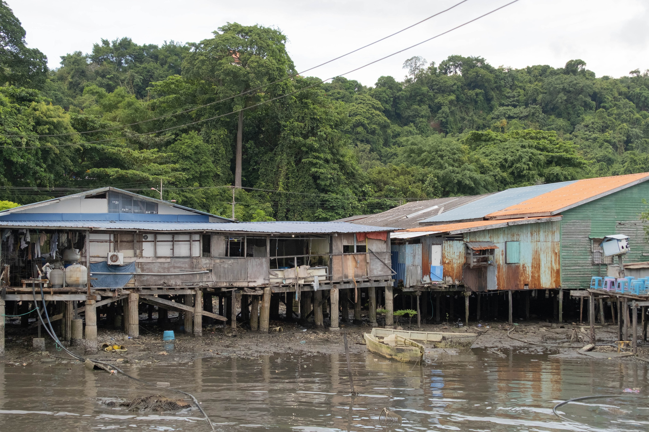 Остров Борнео, город Сандакан. Рыбацкая деревня и дорога к ней. Фотографии из путешествий