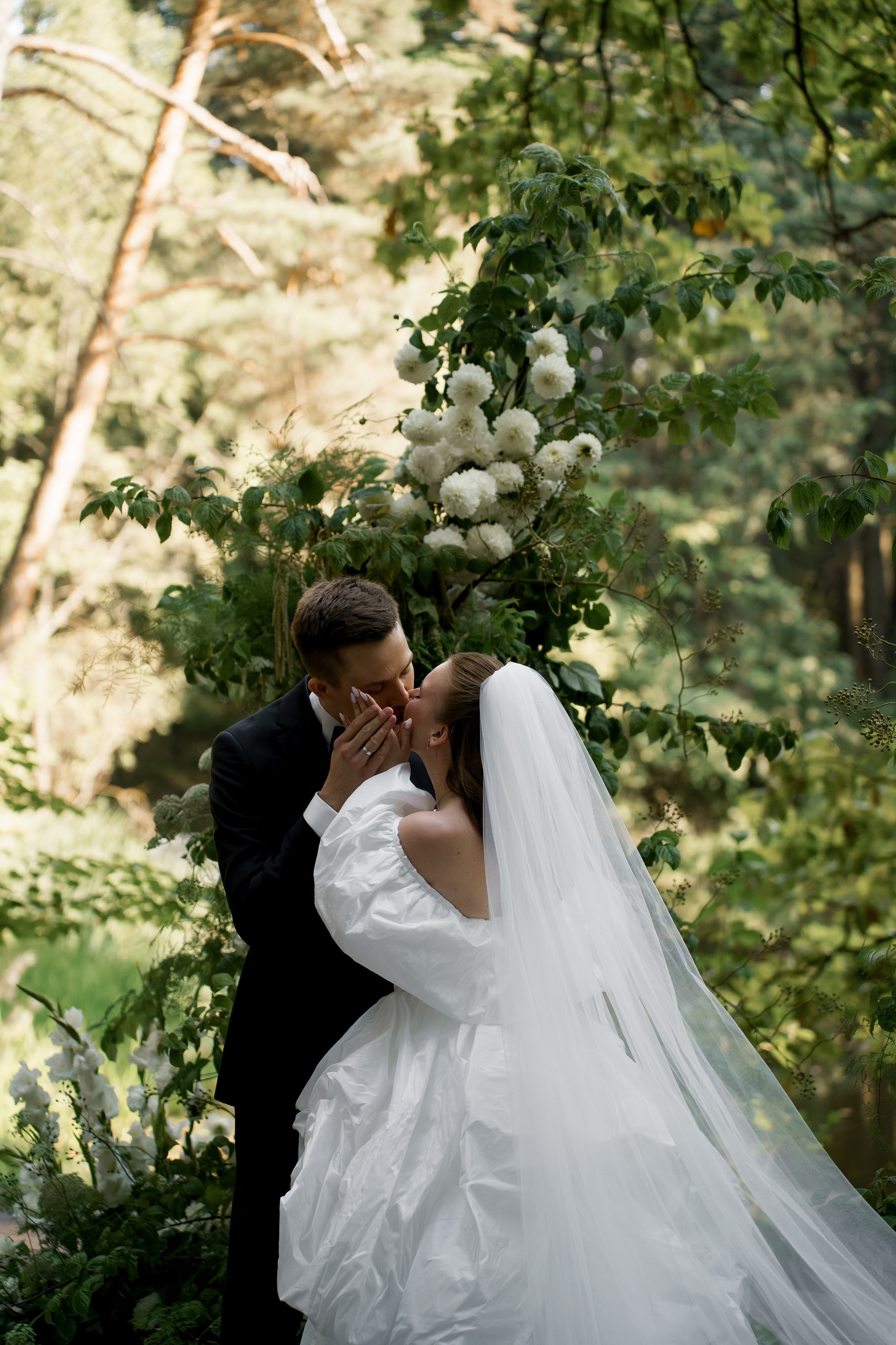Лес Ивент хаус. Свадебный фотограф Губина Марина