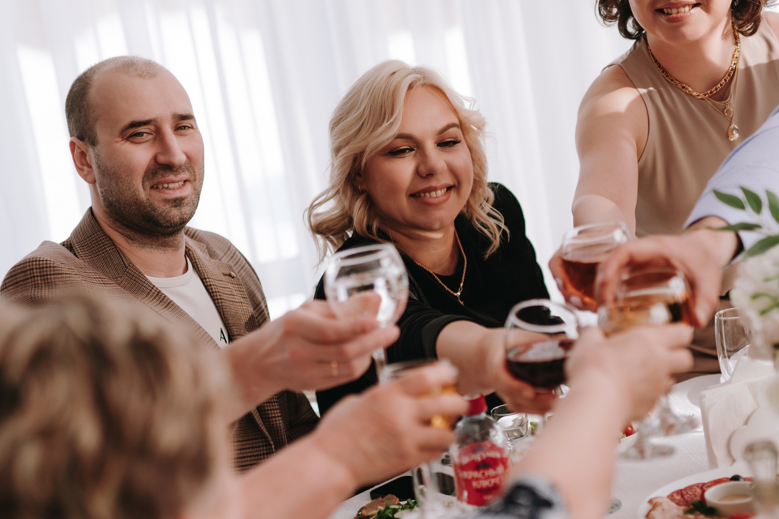 ГРИН ХОЛЛ, ЗАГОРОДНЫЙ КОМПЛЕКС GREEN HALL, БАНКЕТНЫЙ ЗАЛ УФА