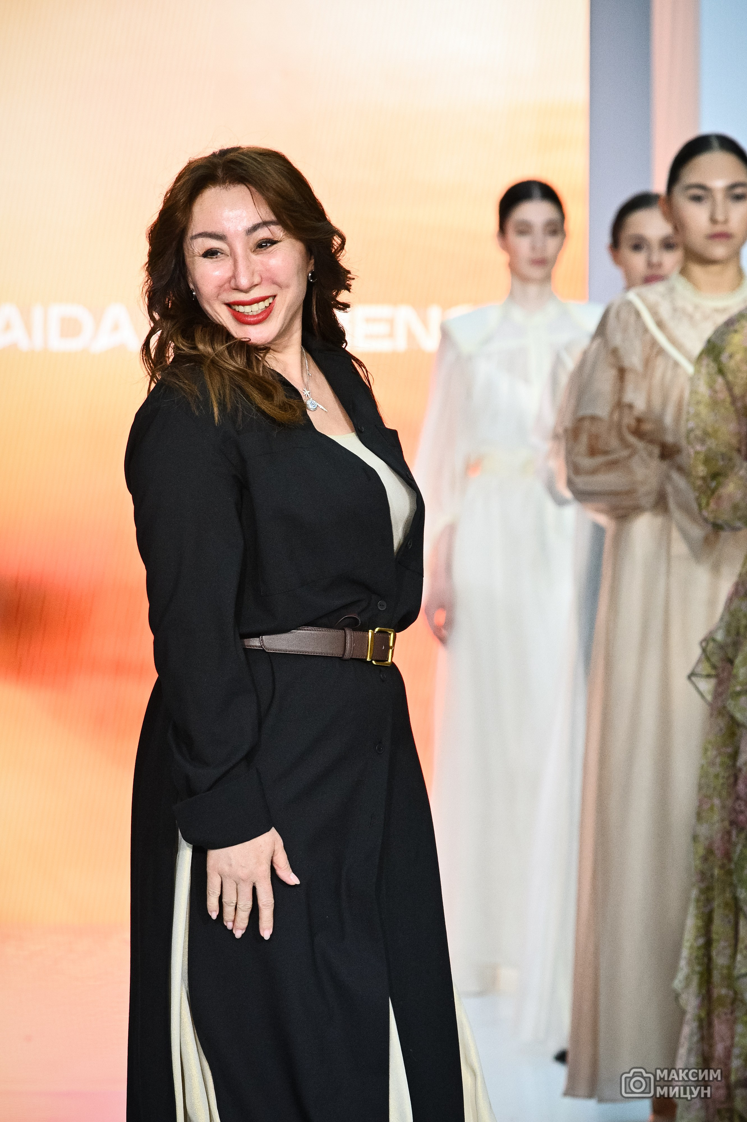 Модные показы. Фотограф Максим Мицун. Портрет, свадьба, репортаж, каталог