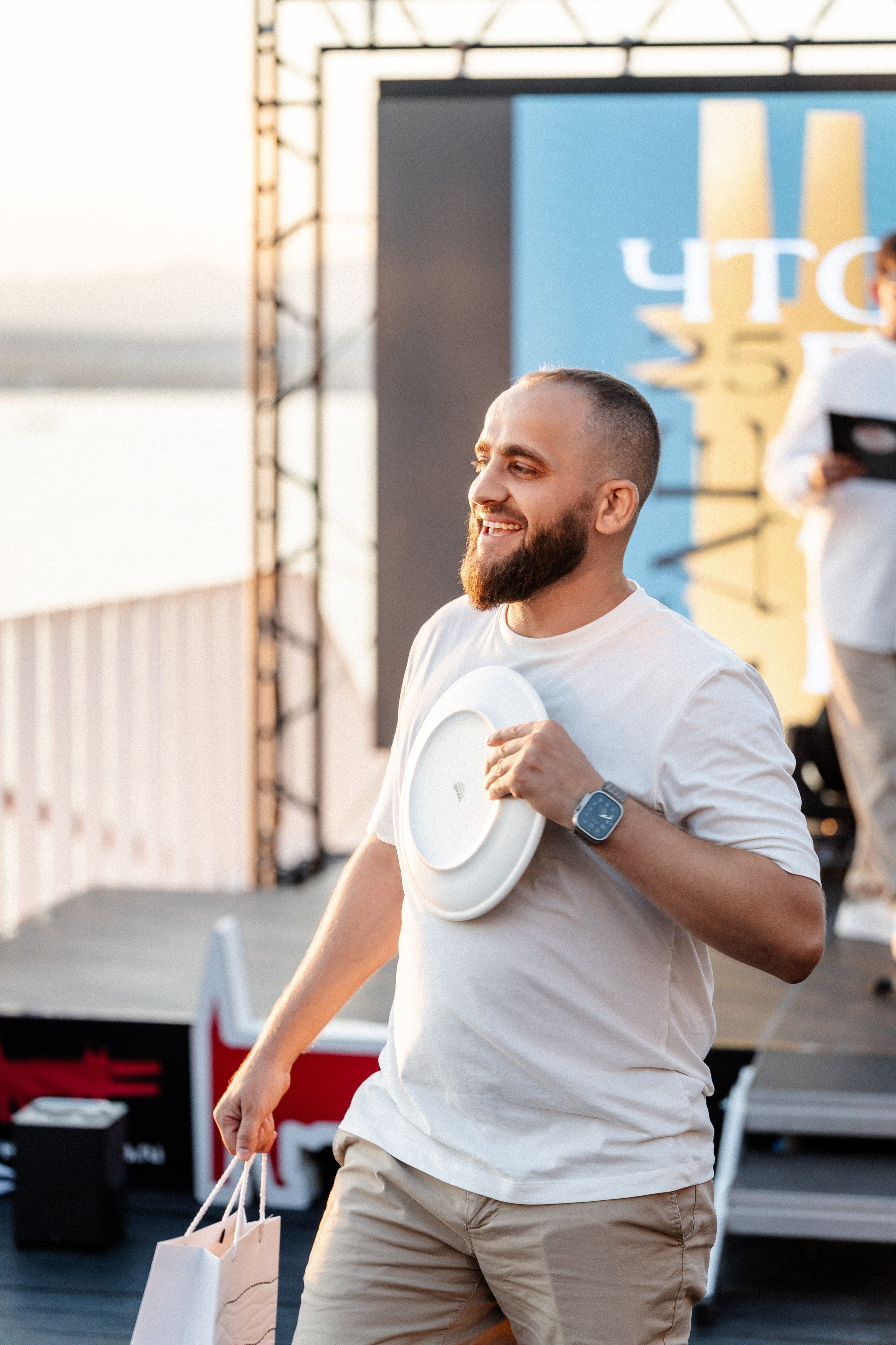 Премия «Что Где Есть» Маяк. Свадебный и репортажный, фуд фотограф в Новороссийске Евгений Александриди