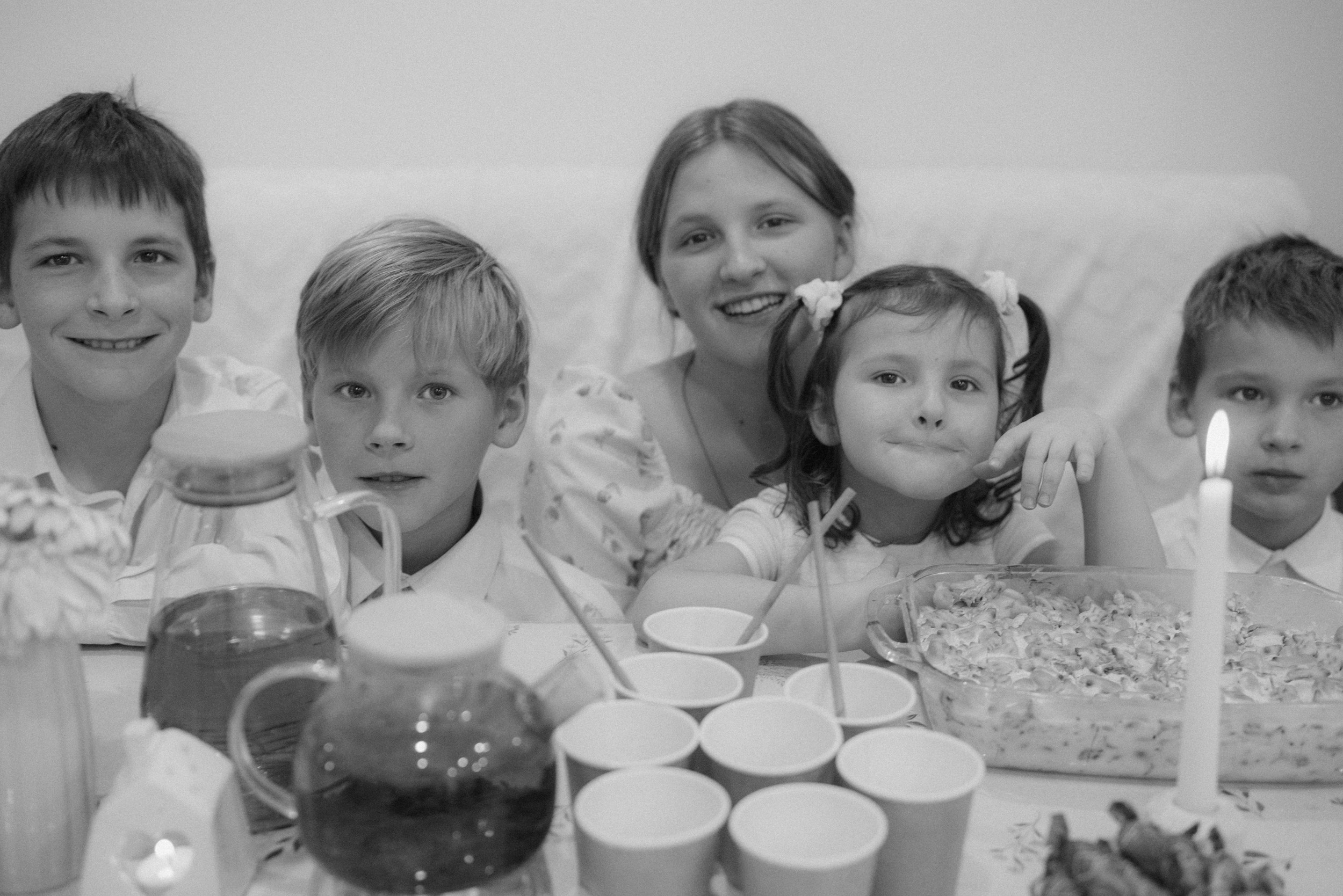 Семья иерея Георгия. Пленочное. Витязевы. Семейный фотограф на крещение, венчание в Иваново Галина Скурихина