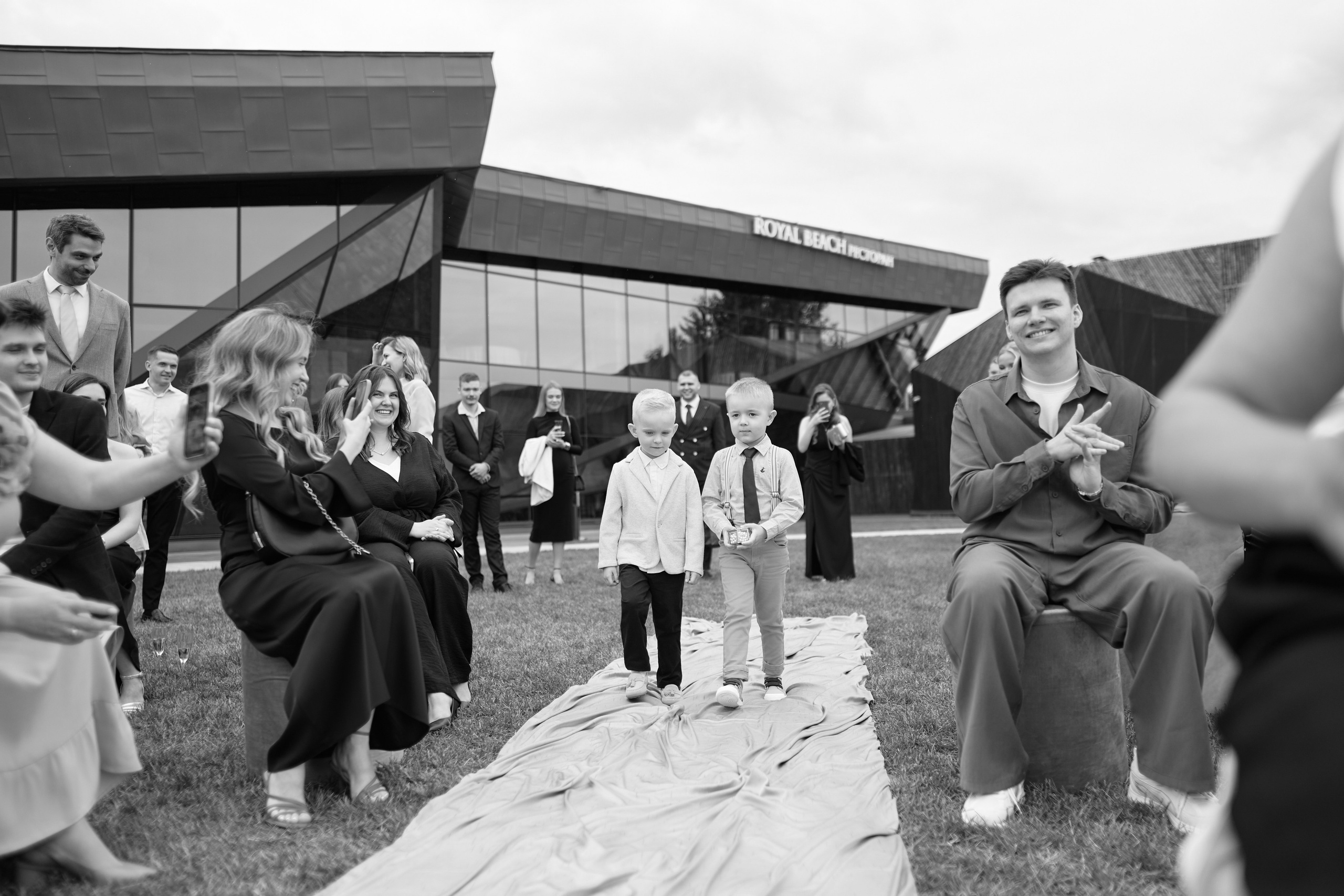 Свадьба в Royal Beach. Сестры Карабаза. Фотографы и ретушеры в Москве и Санкт-Петербурге