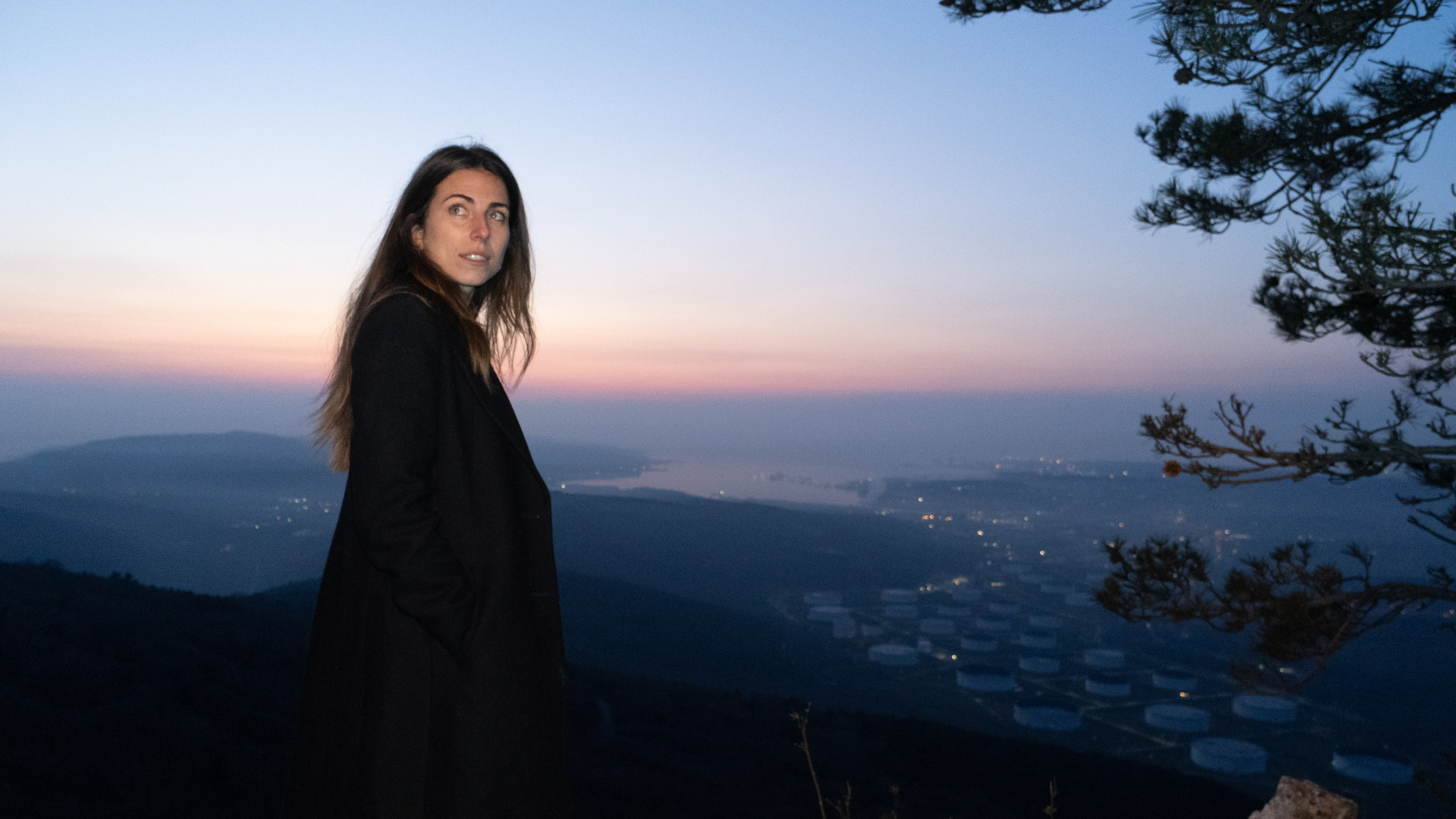 Angela. Fotografo Alina Imanbaeva Trieste e FVG