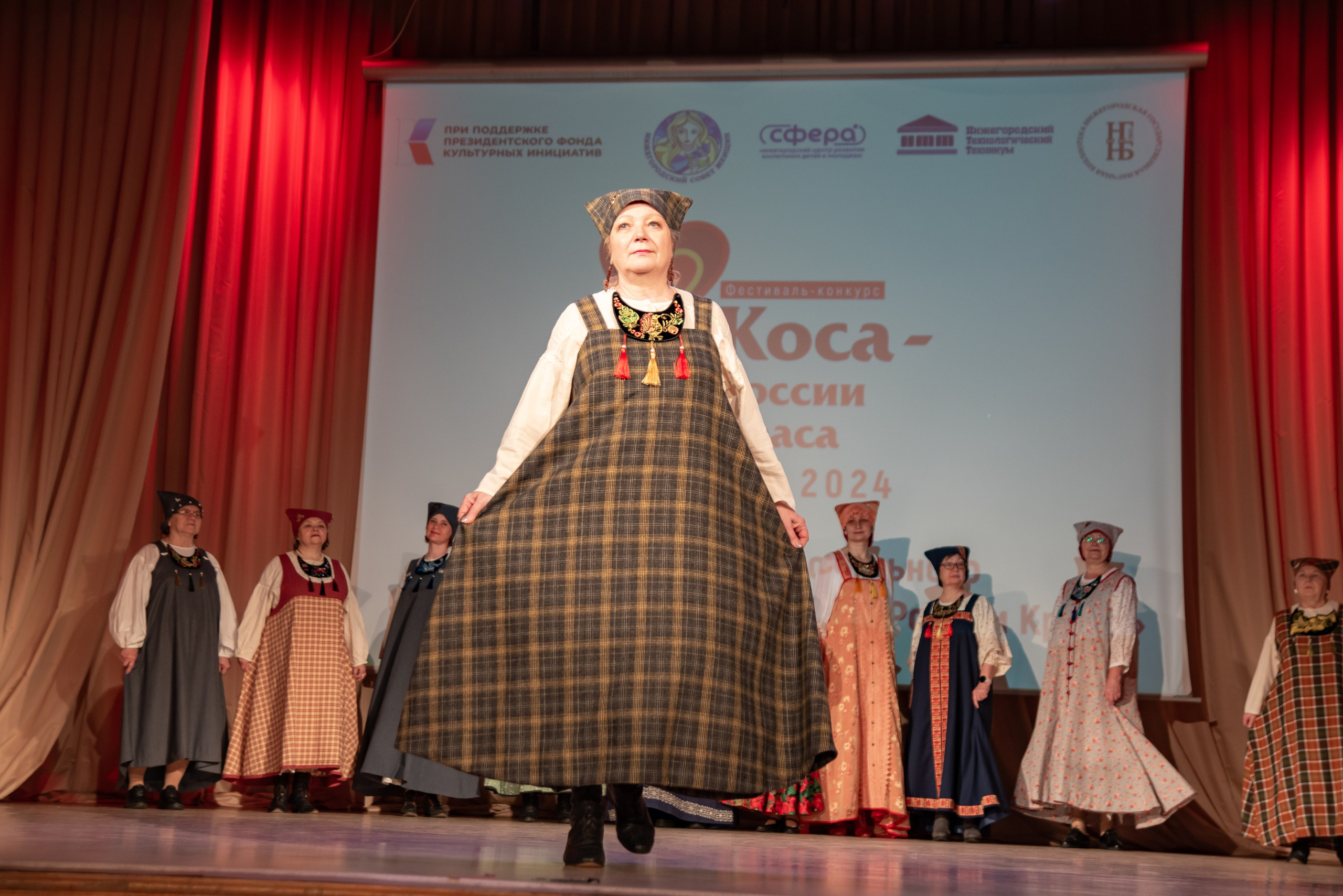 Репортажная съёмка концерта в Нижнем Новгороде. Фотограф Макс Огурцов в Нижнем Новгороде