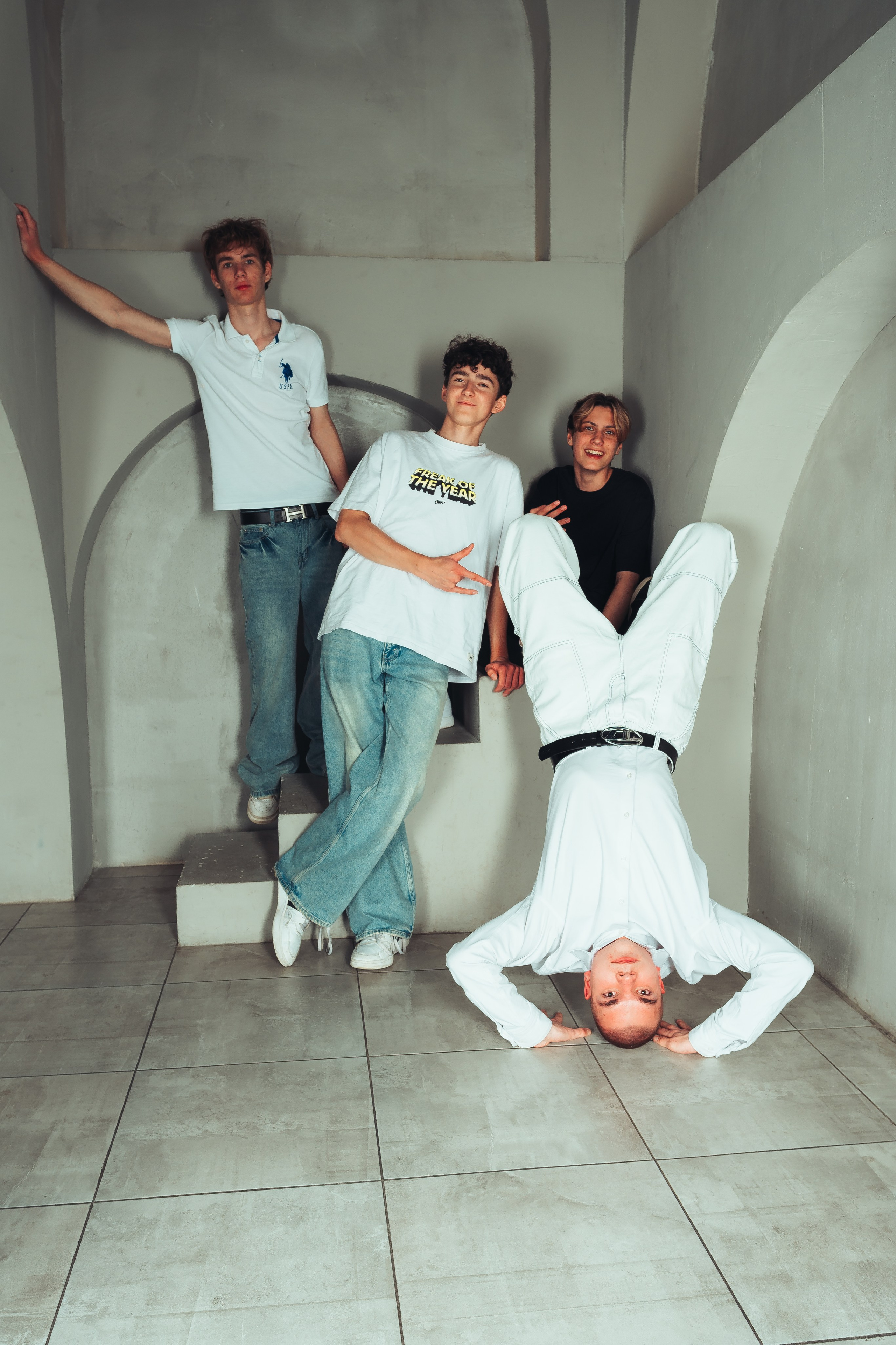 Выпускной альбом — 9"Б». Иван Кубик — фотограф и видеограф