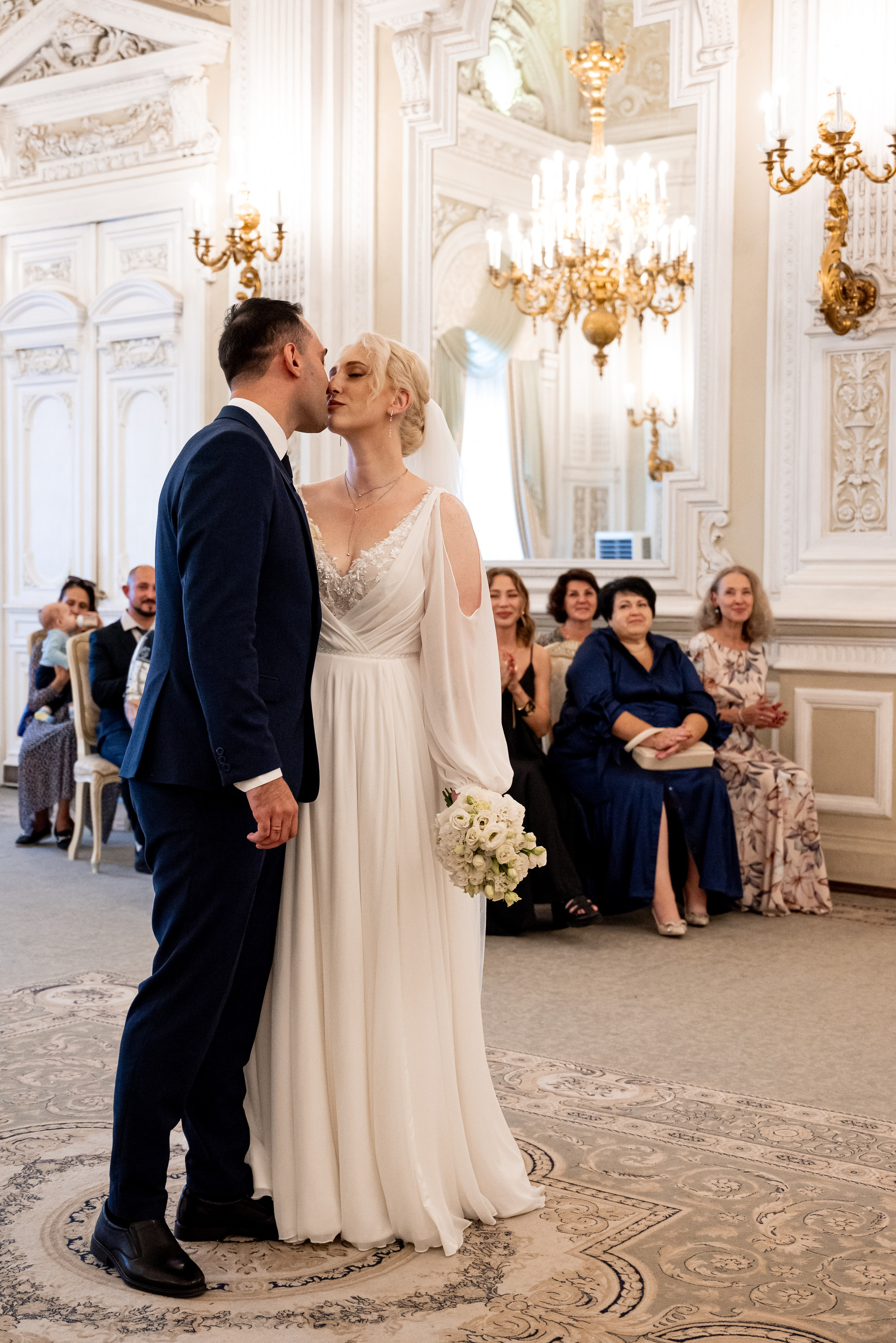 Свадьба в Санкт-Петербурге. Анастасия Петрович фотограф, фотокорреспондент в Москве и Санкт-Петербурге. Фотосъёмка репортажа, мероприятия, корпоративная съёмка, контент