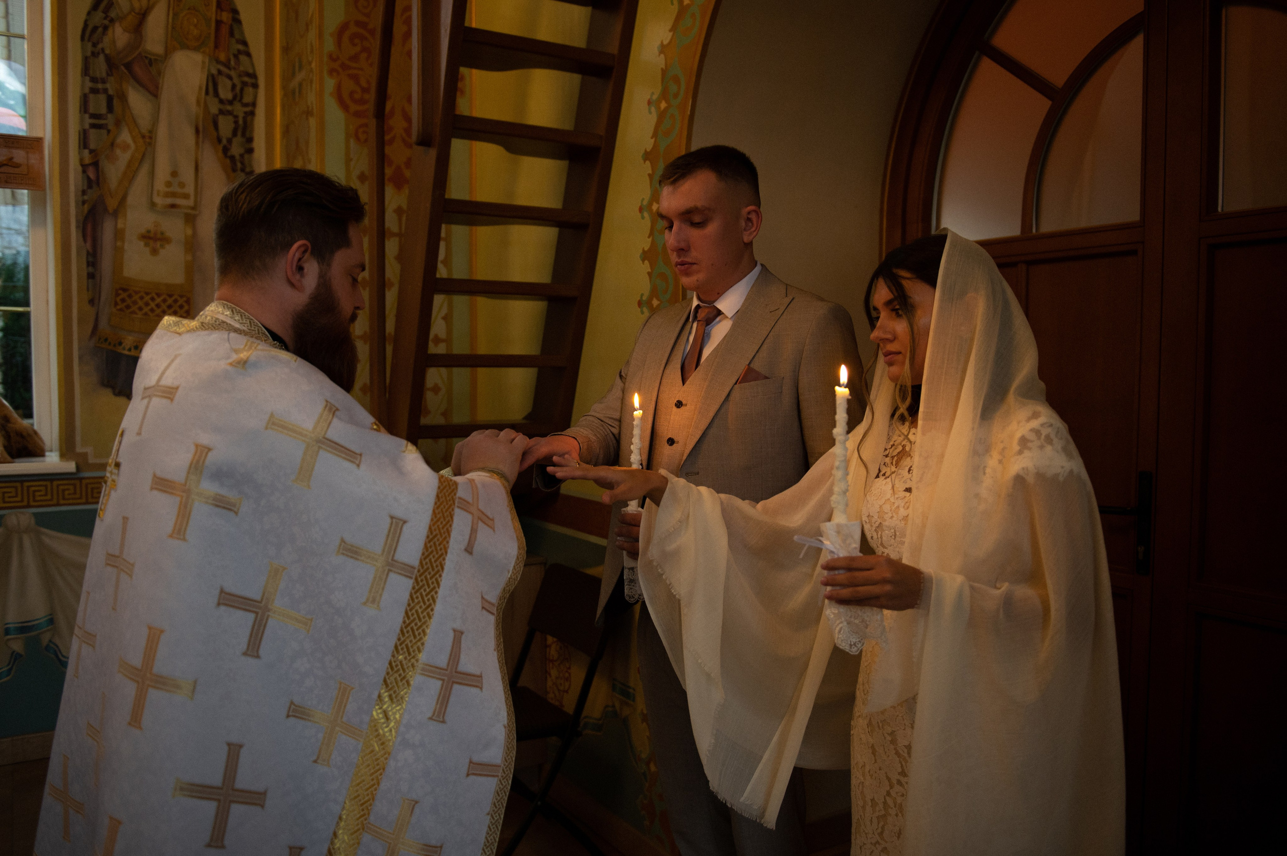 Влад и Лиза.Храм святого апостола Андрея Первозванного. Свадебный, женский, семейный фотограф в Севастополе Юлия Мошенко