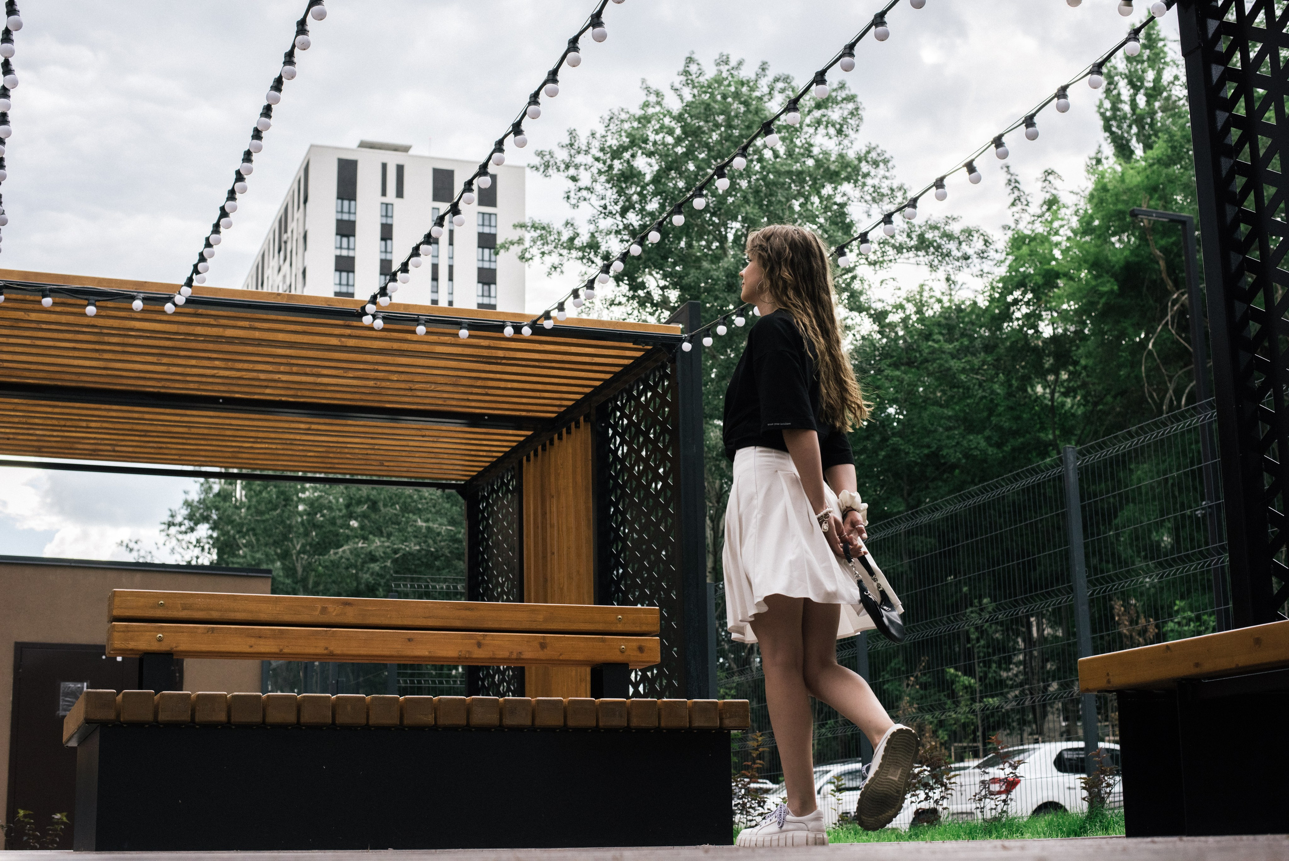 Фотосессия девушки в городе. Прогулочная фотосессия