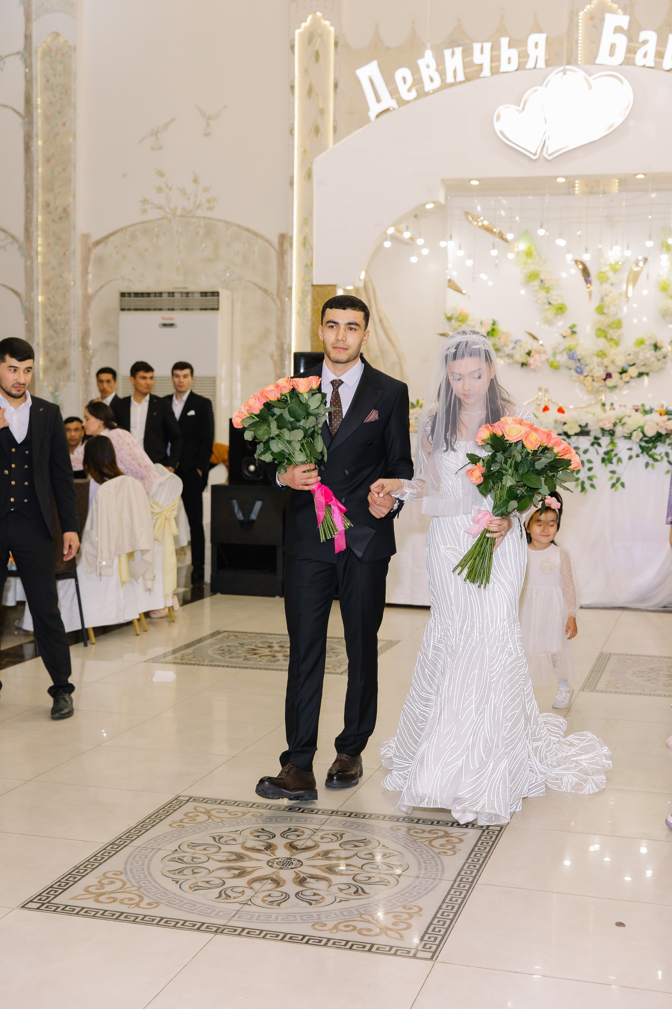 Свадьба Мадиброхим & Гулжамол. Свадебный фотограф в Новосибирске Лидия Александровна