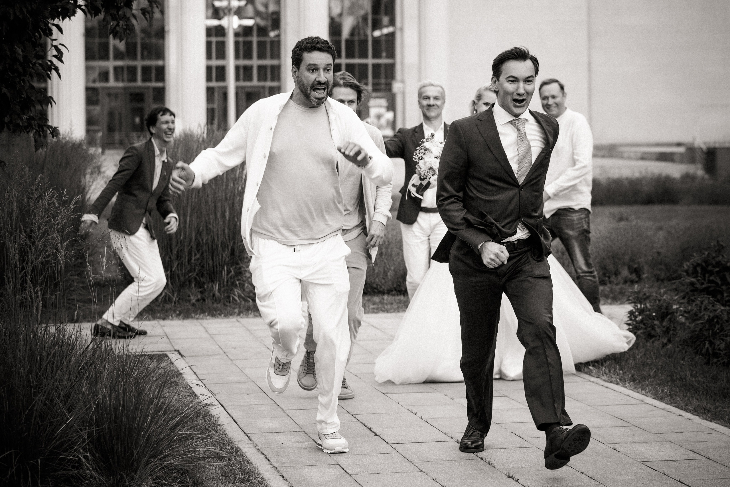 Свадебная фотосессия на ВДНХ. Свадебный и семейный фотограф в Москве и Подмосковье Лариса Козлова